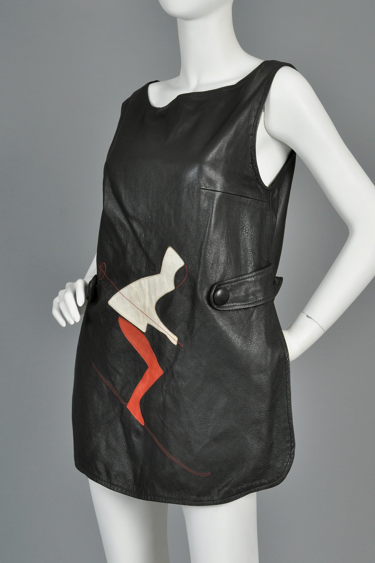 Samuel Robert 1960s Mod Leather Tunic with Downhill Skiier In Excellent Condition In Yucca Valley, CA