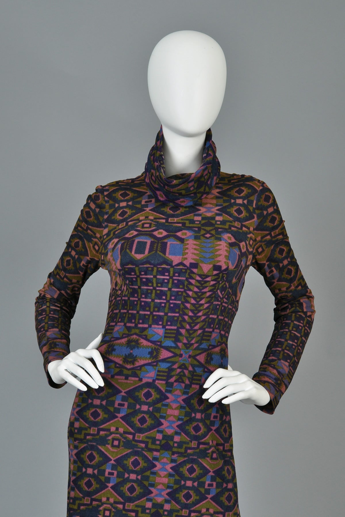 1969 Janice Wainwright Graphic Dress with Snood In Excellent Condition In Yucca Valley, CA
