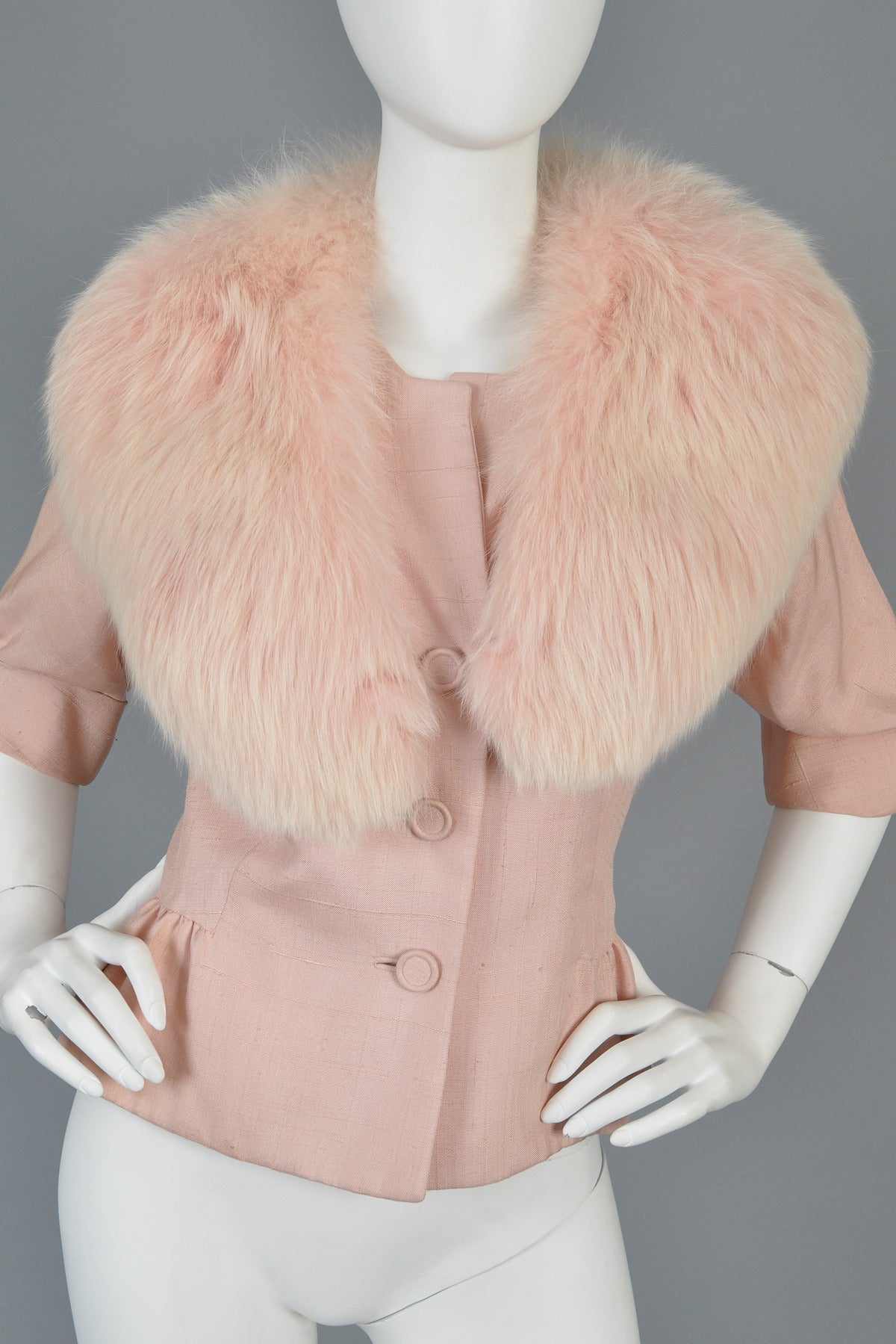 1950s Silk Jacket with Pink Fox Fur Collar In Excellent Condition In Yucca Valley, CA