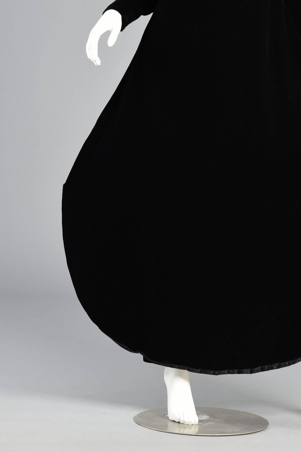 Women's Pierre Cardin Space Age Velvet Apron Paneled Gown For Sale