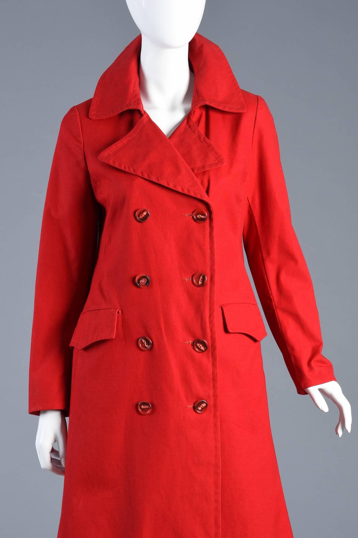 Women's Supermodel Length 1970s Cherry Red Flared Trench Coat For Sale
