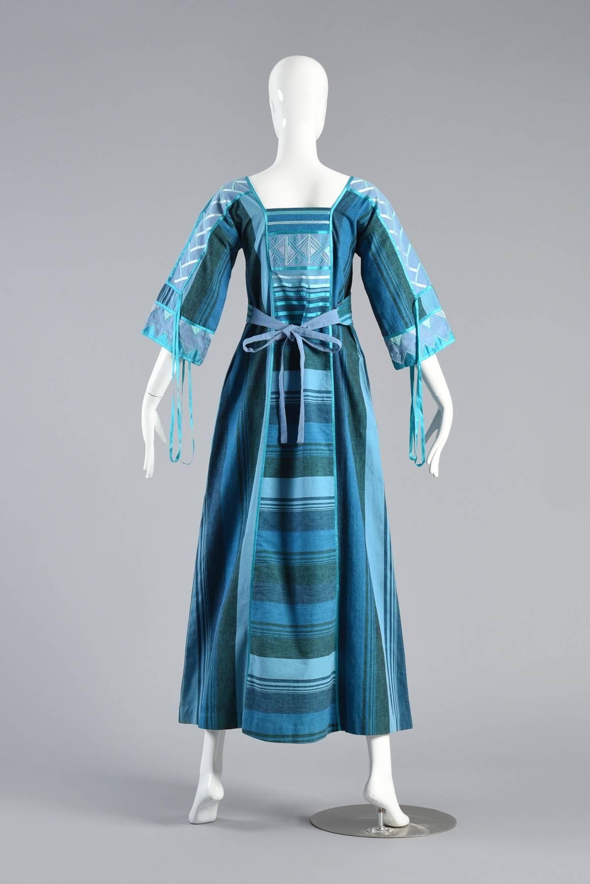 Josefa 1970s Embroidered Bohemian Maxi Dress For Sale 5