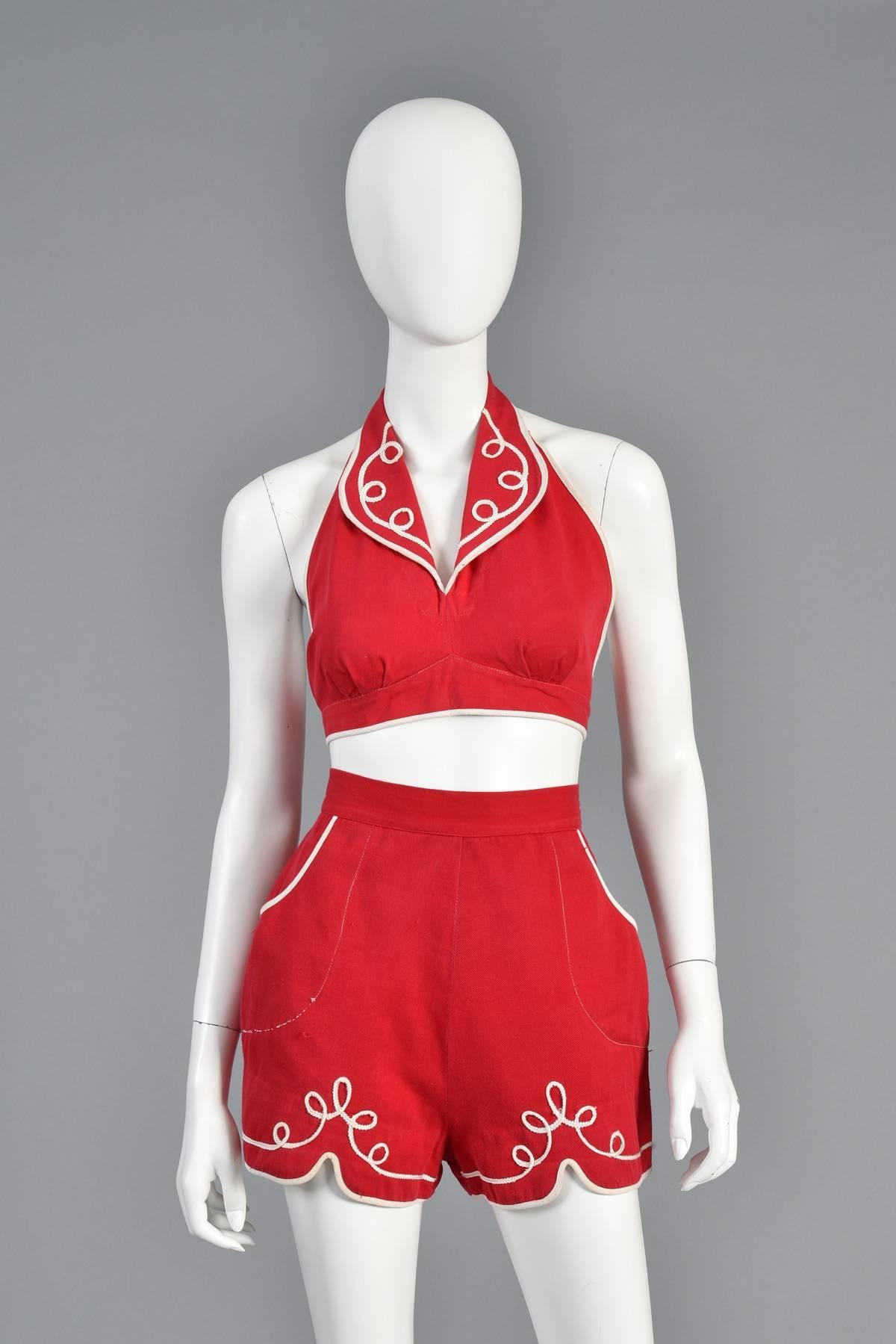 1940s 2 Piece Red Play Suit with White Trim In Excellent Condition For Sale In Yucca Valley, CA
