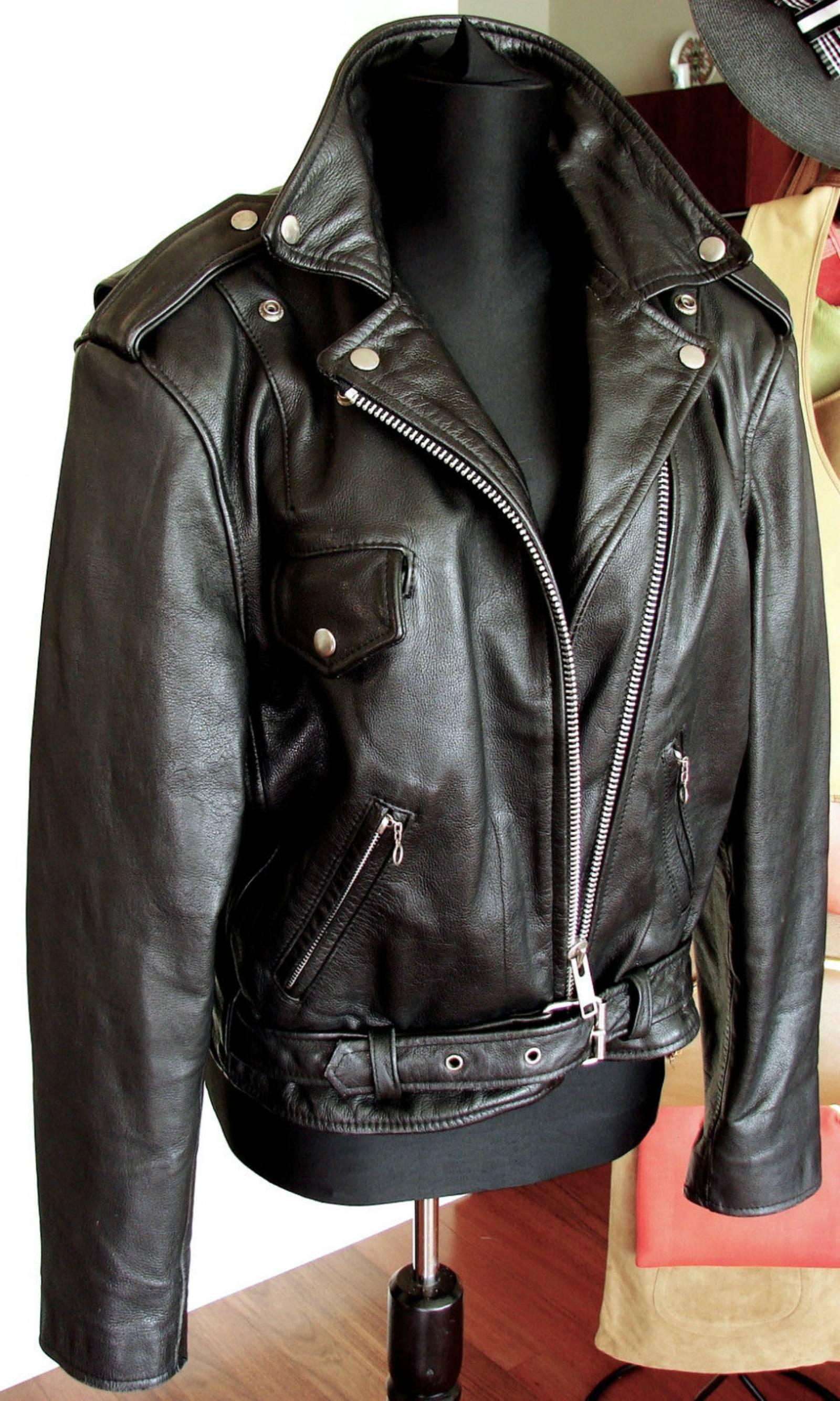 Women's Vintage Black Leather Motorcycle Jacket Ladies 1980s Size 12 