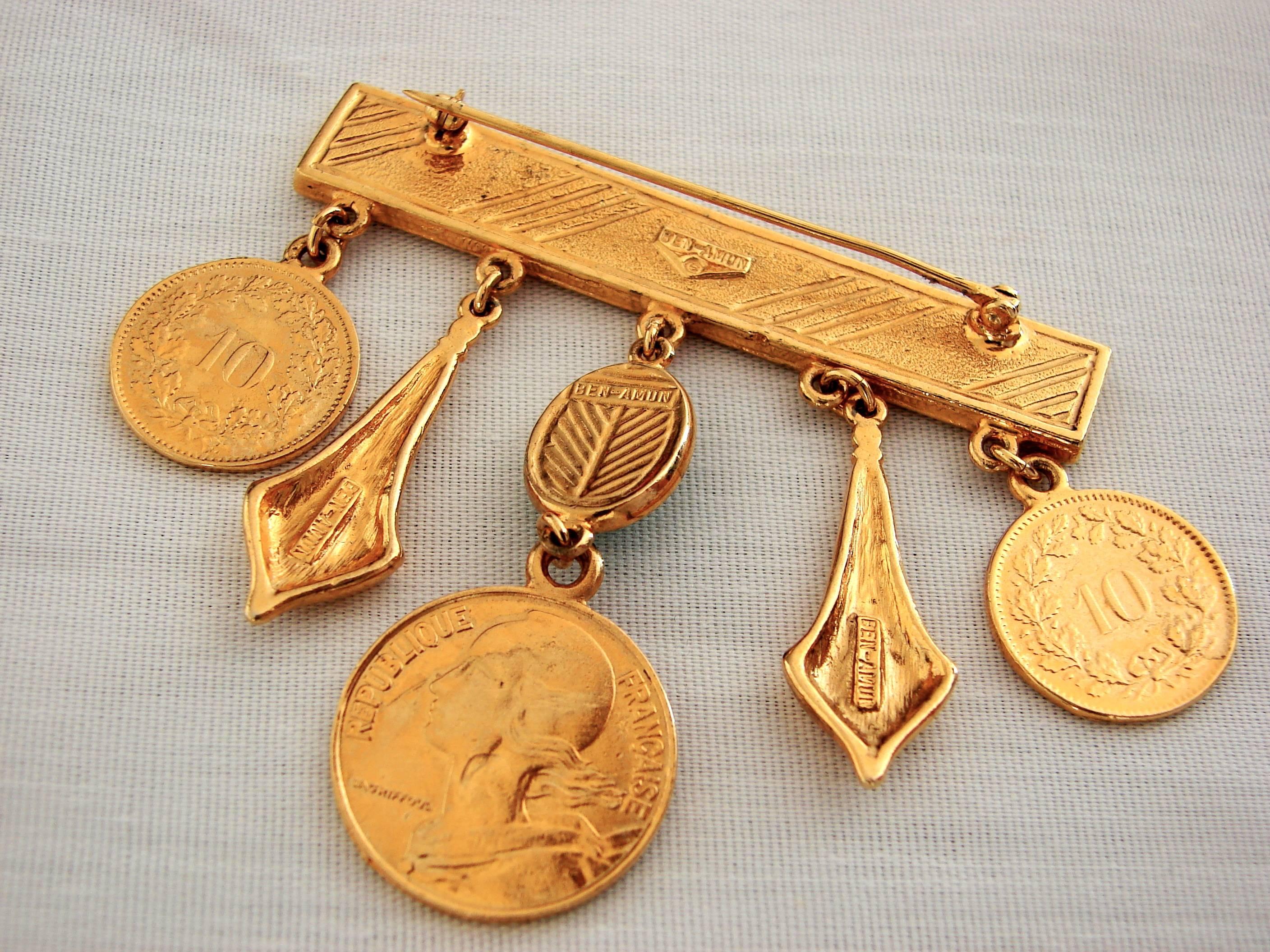 Ben Amun Gold Bar Pin with Etruscan Charms Brooch 1980s  3