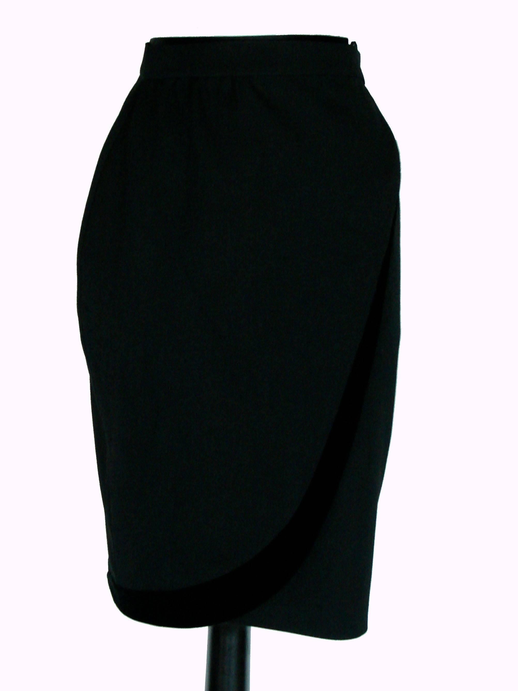 Thierry Mugler Wrap Style Pencil Skirt Black Wool with Velvet Trim 1980s Sz 36 In New Condition In Port Saint Lucie, FL