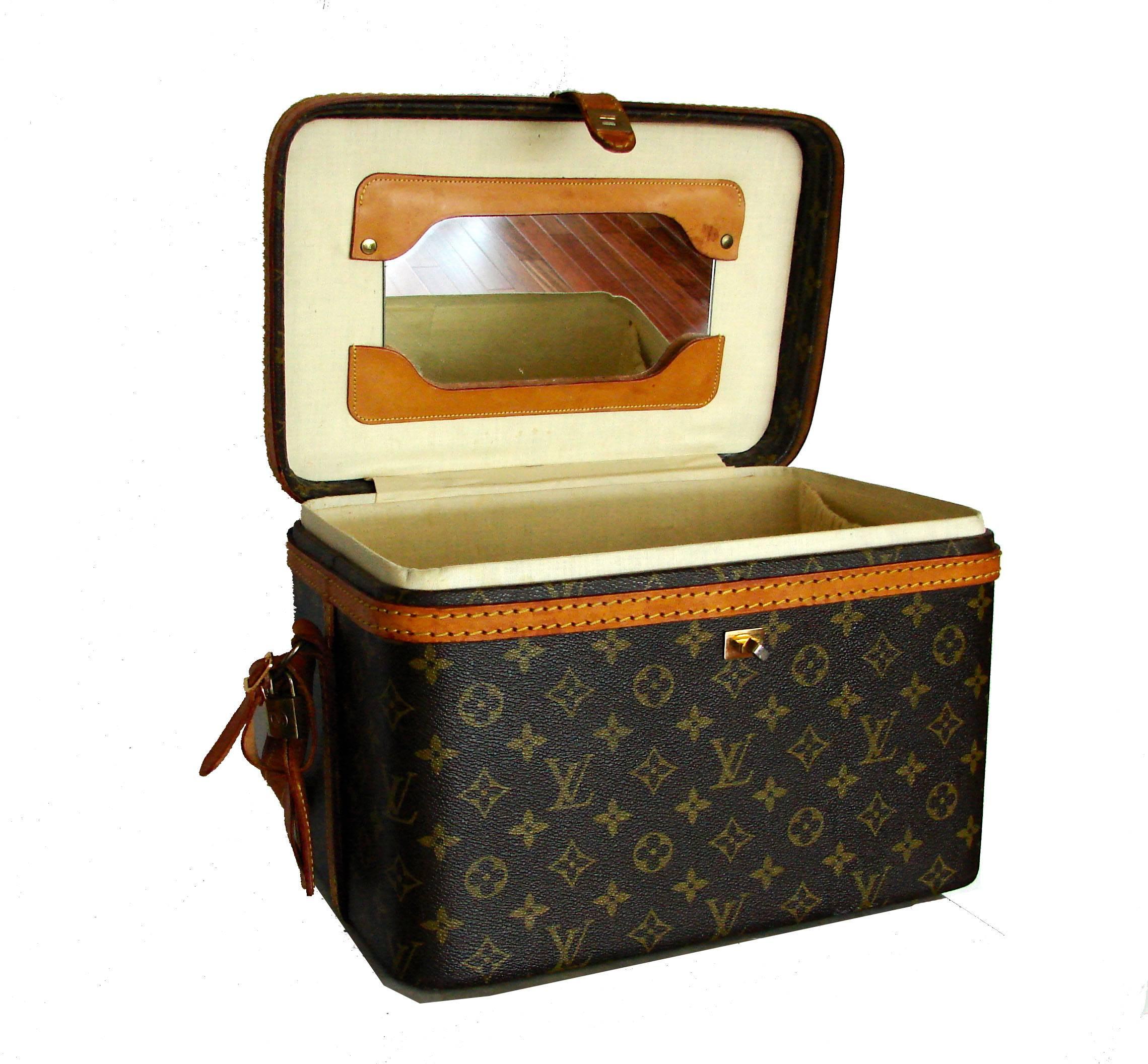Louis Vuitton Monogram Train Case Toiletries Bag + Luggage Tag + Lock 1980s  2
