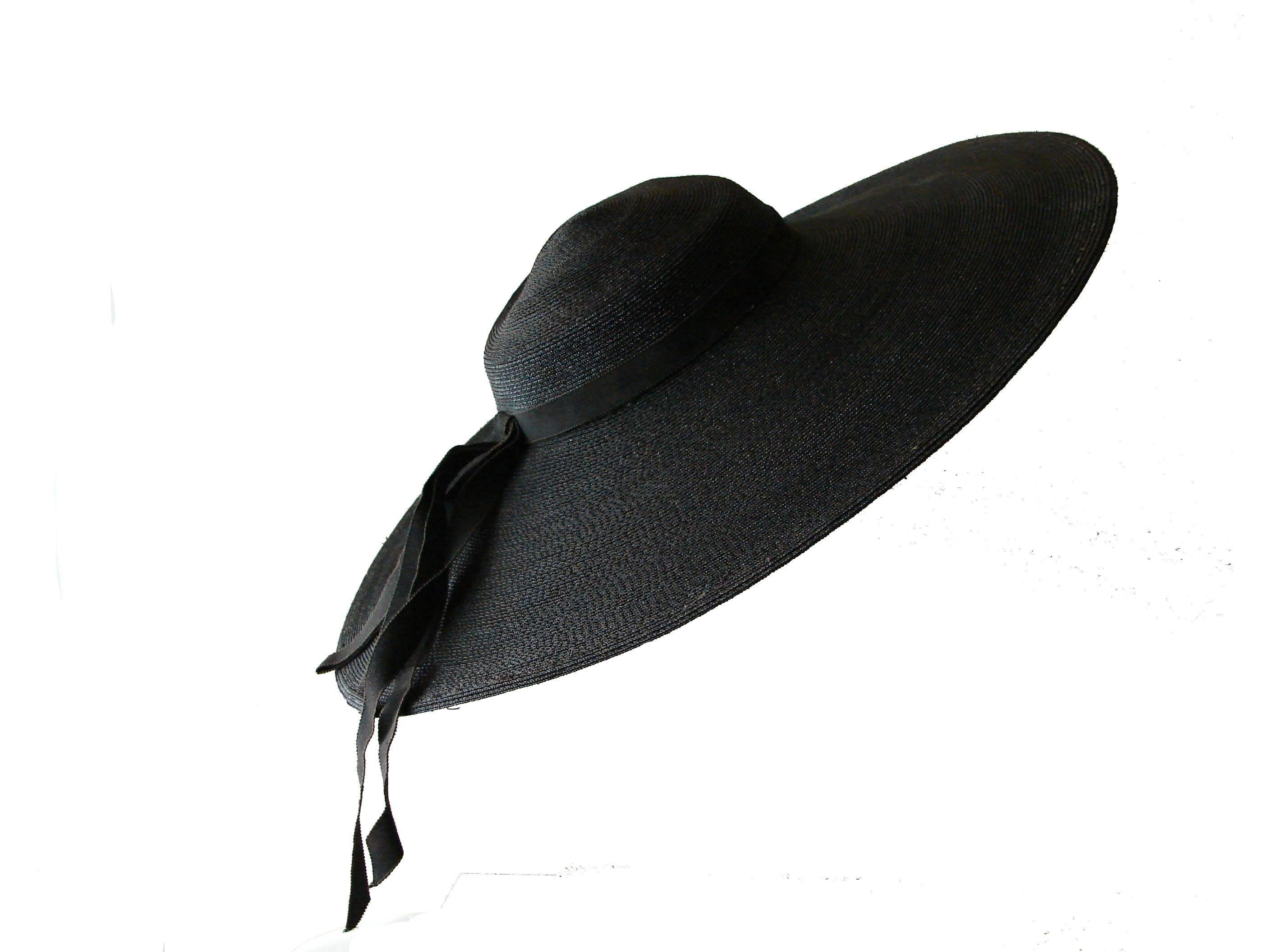 wide brim black straw hat