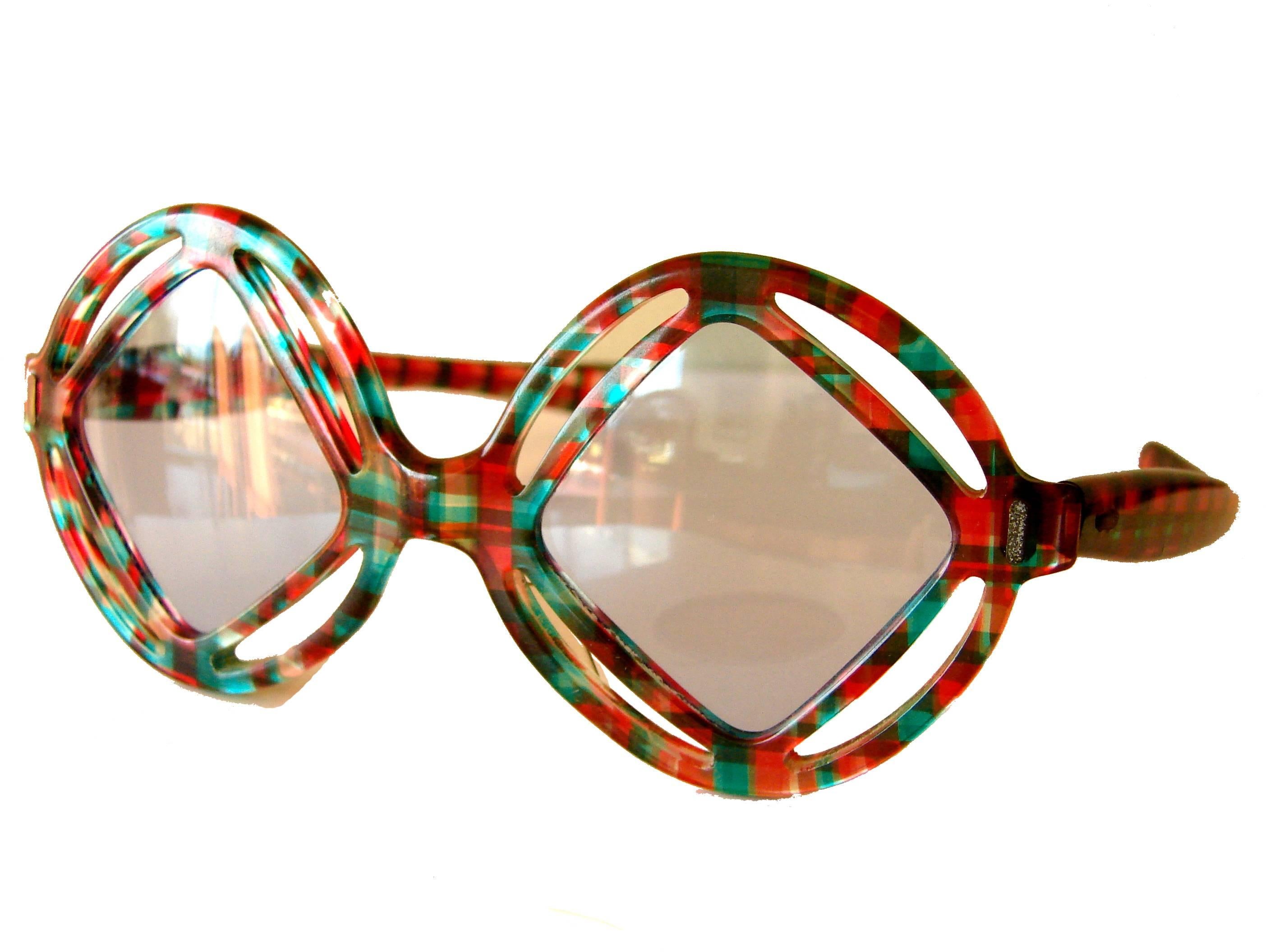 Unique Paulette Guinet Sunglasses Op Art Modernist Frame 1970s 3