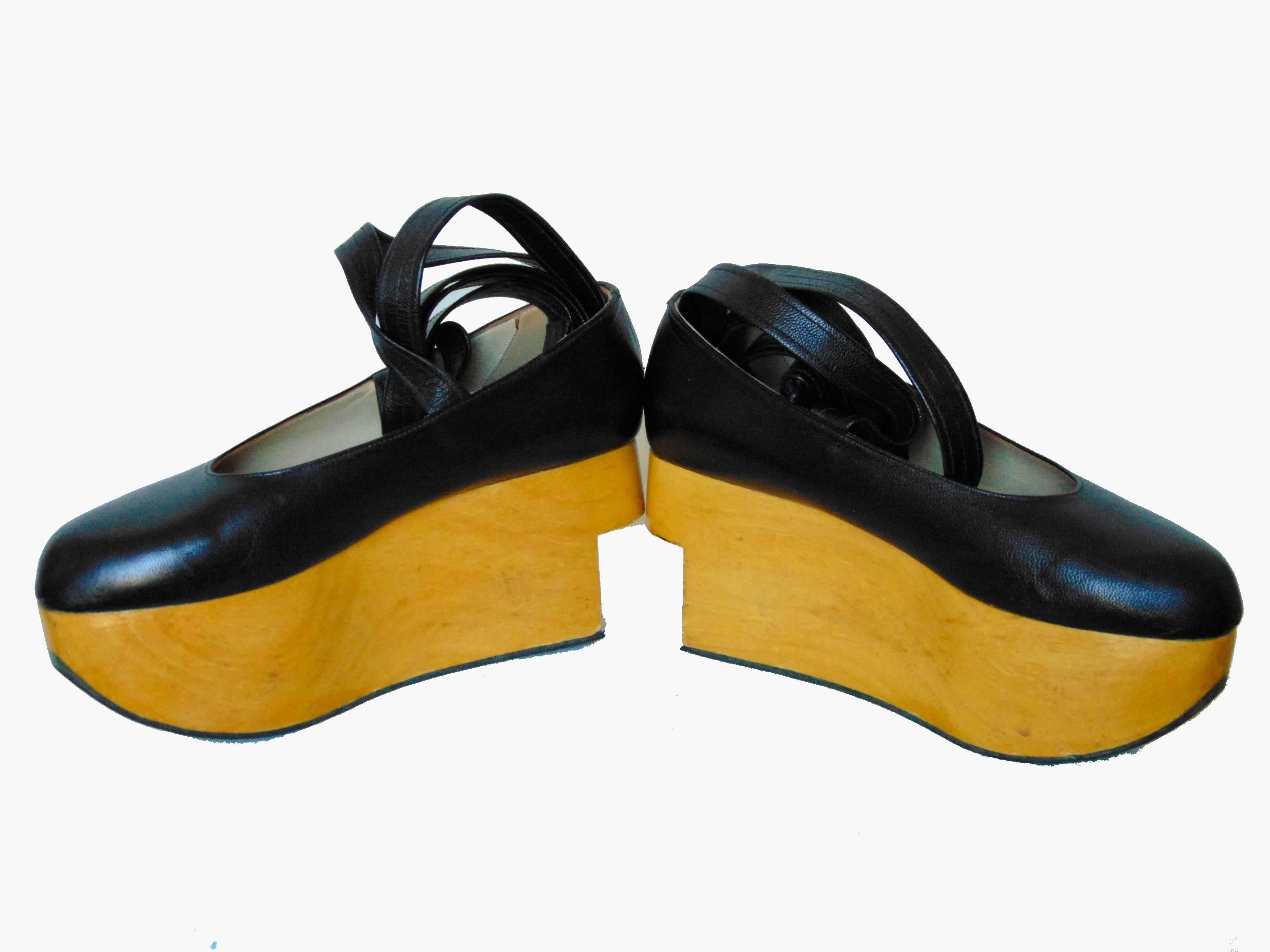 Vivienne Westwood Rocking Horse Shoes Black Leather Ballerina Platforms US6 UK5 In Good Condition In Port Saint Lucie, FL