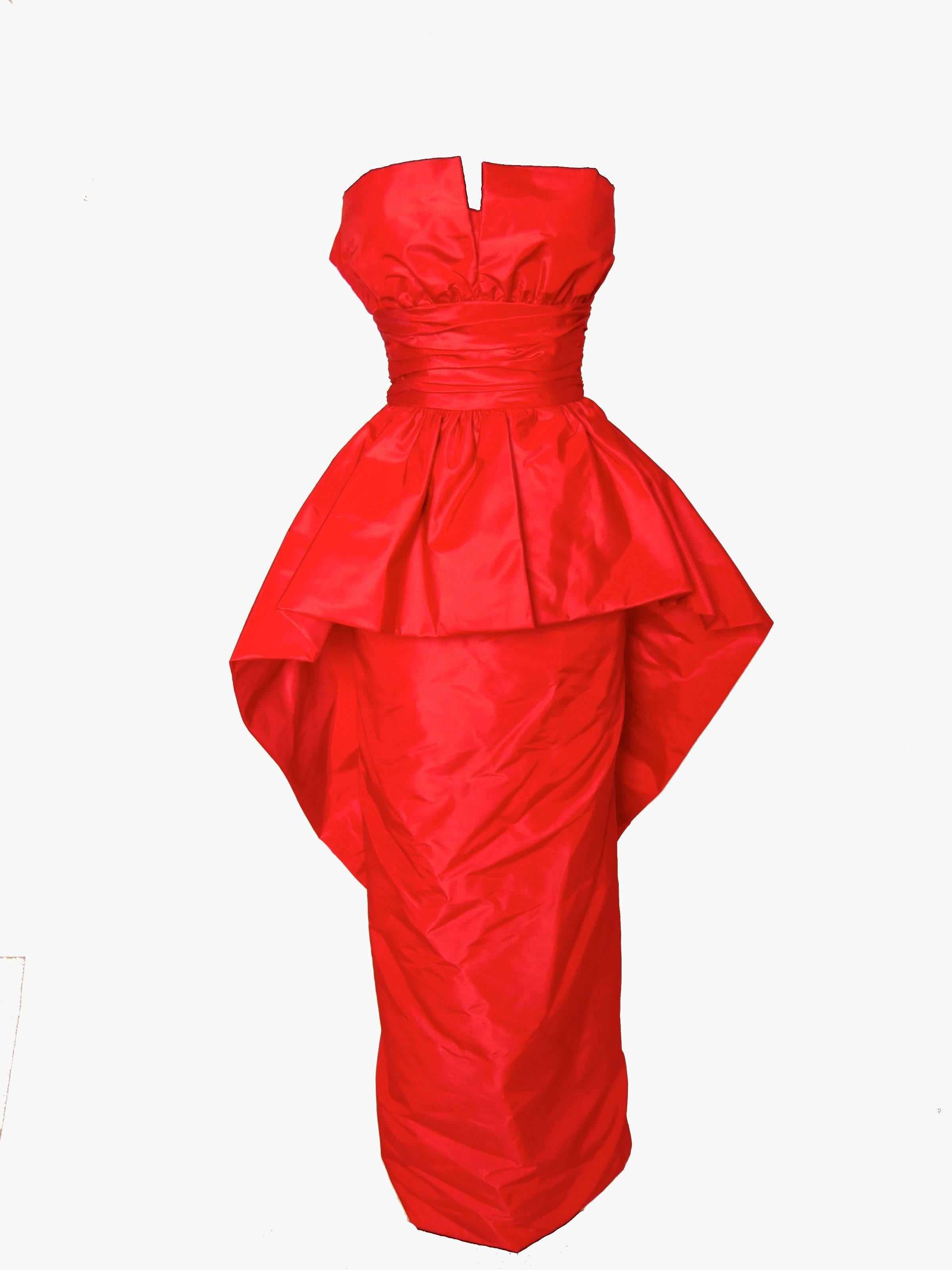Victor Costa Bright Red Taffeta Evening Gown Strapless Sheath 1970s Size XS In Excellent Condition In Port Saint Lucie, FL