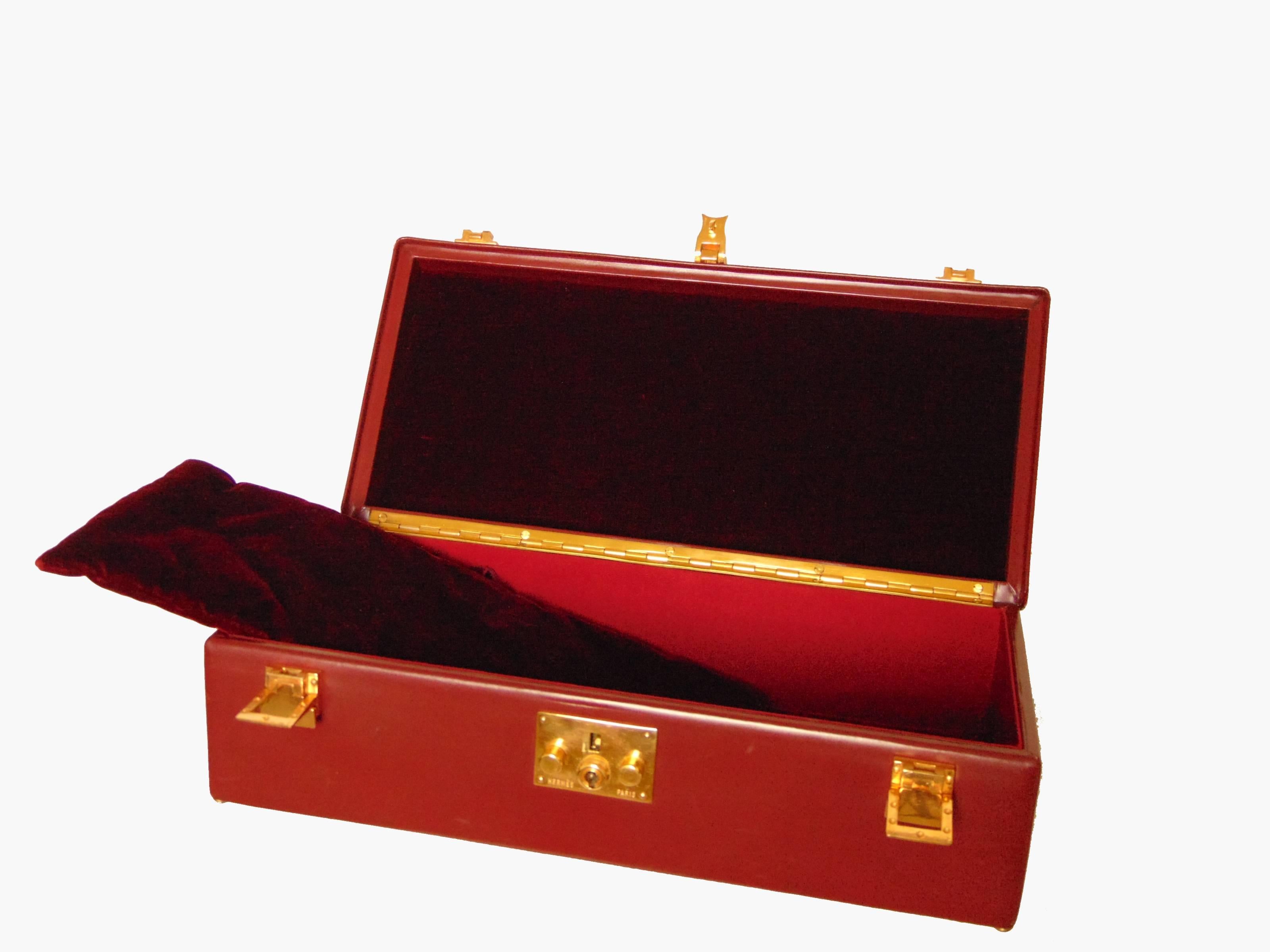 Women's or Men's Hermes Sac Mallette Jewelry Box Travel Case Cordovan Box Leather Vintage 1970s