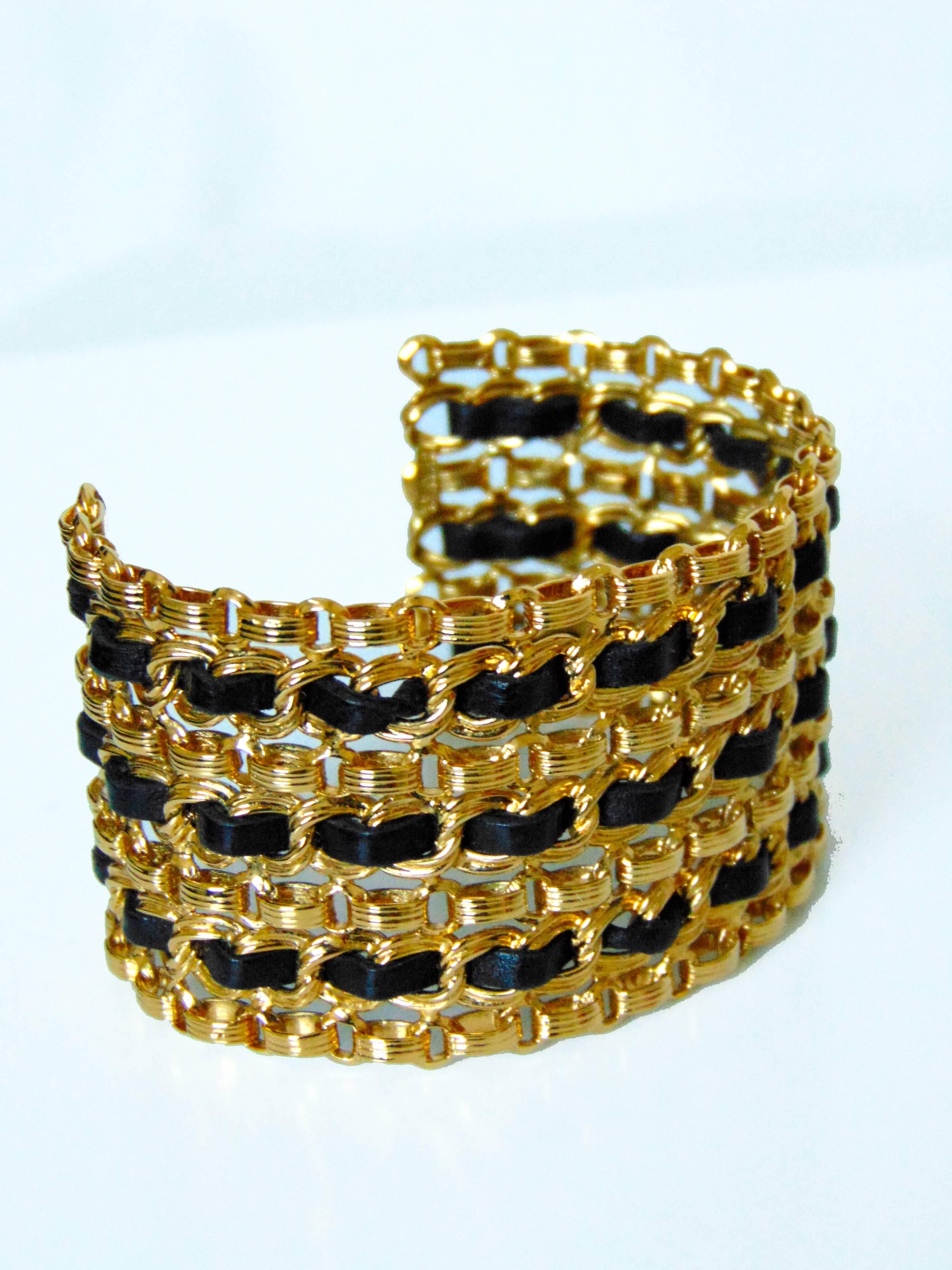 Chanel Gold Chain and Black Leather Vintage Wide Cuff Bracelet, 1980s  In Excellent Condition In Port Saint Lucie, FL