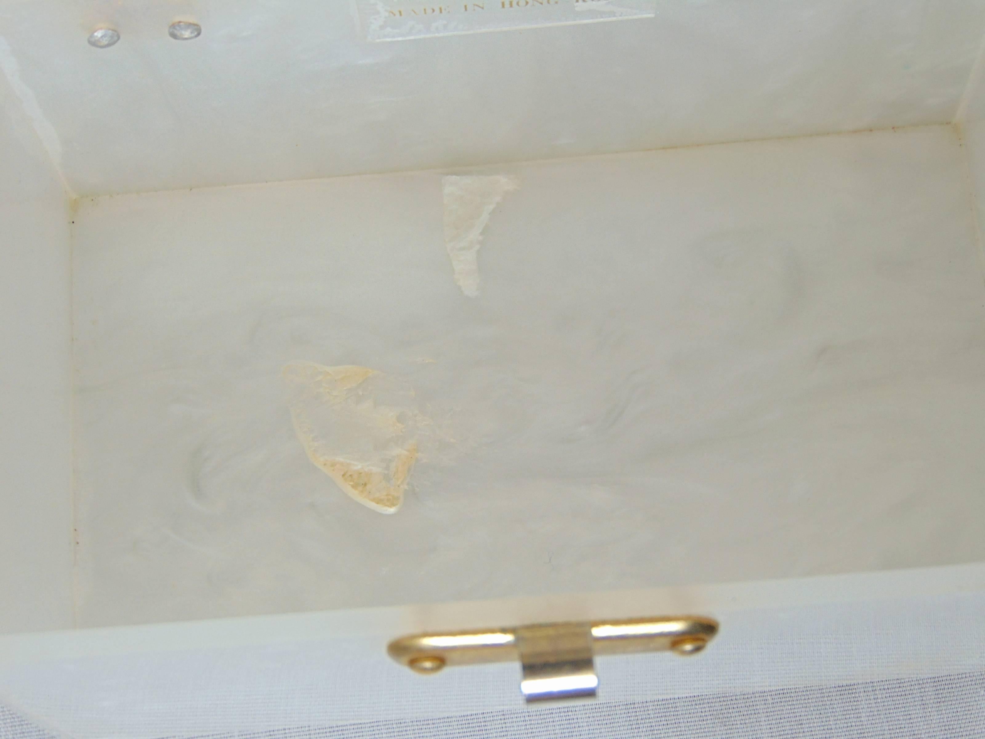 Vintage 1960s White Lucite Top Handle Purse Bag Trinket Box  3