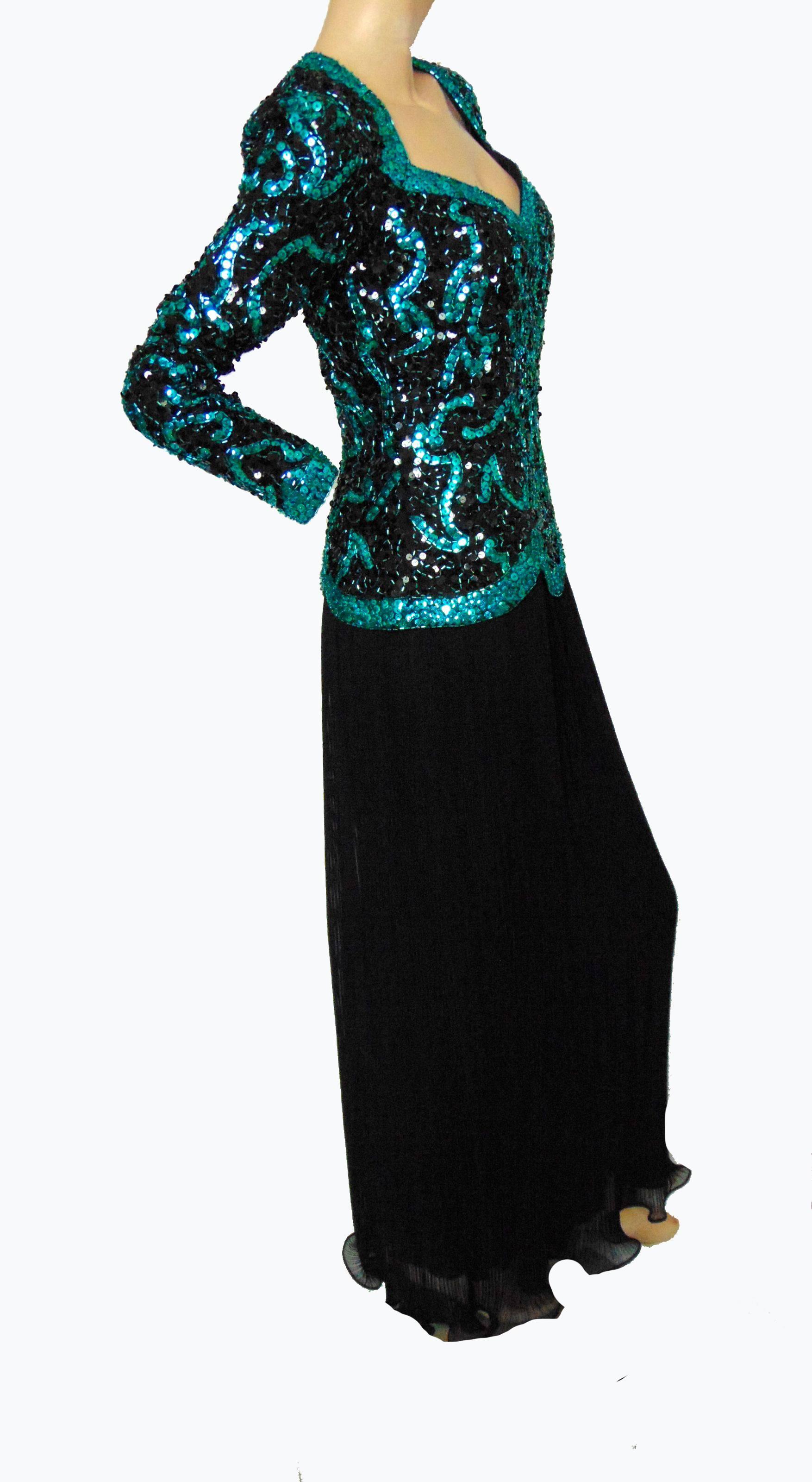 Black Fabulous Evening Gown Niteline by Della Roufogali Green Sequins New Tags Size 6