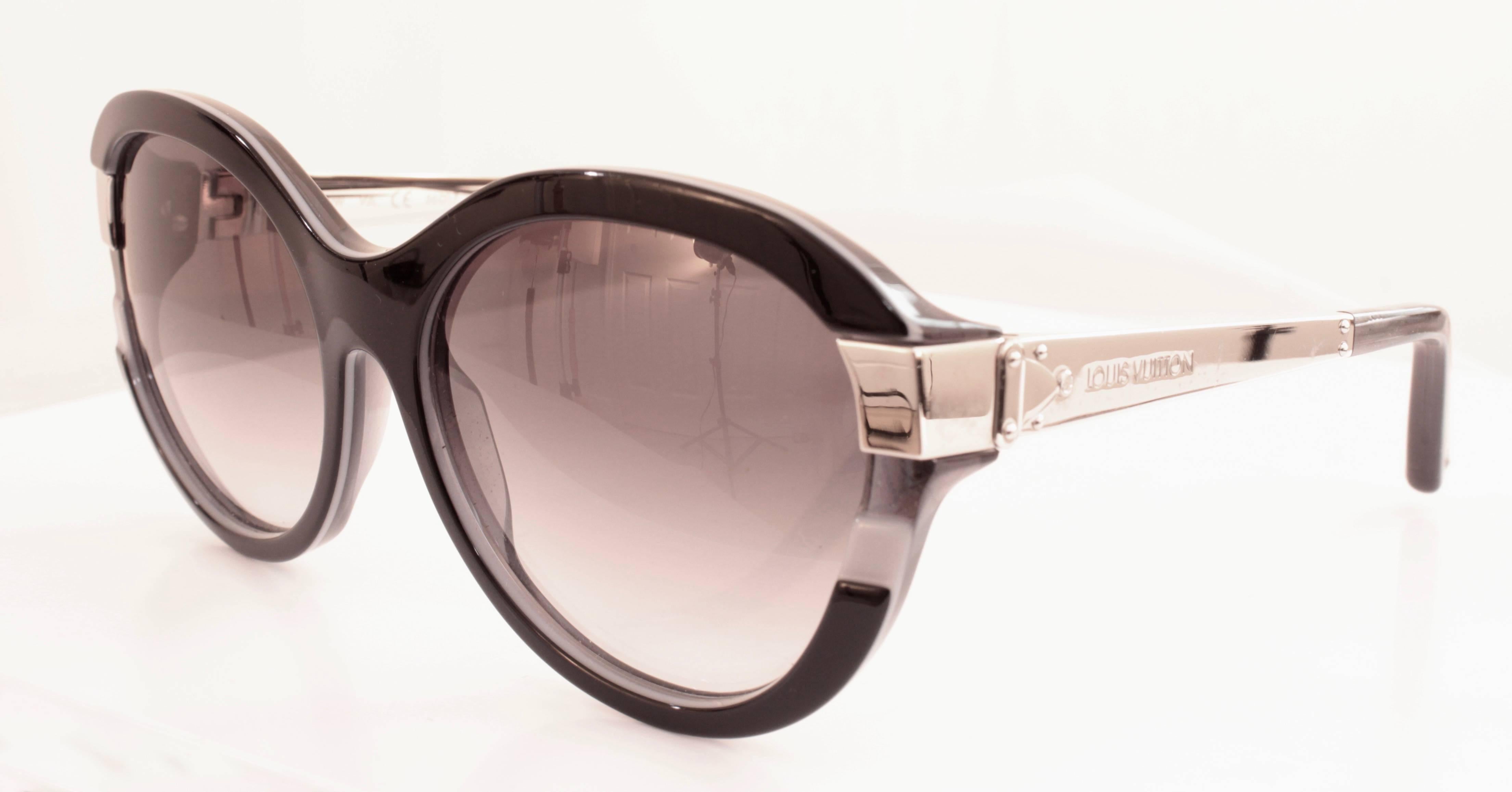 Women's Iconic Louis Vuitton Petit Soupçon Cat Eye Sunglasses Black + Case Z0489W 2014