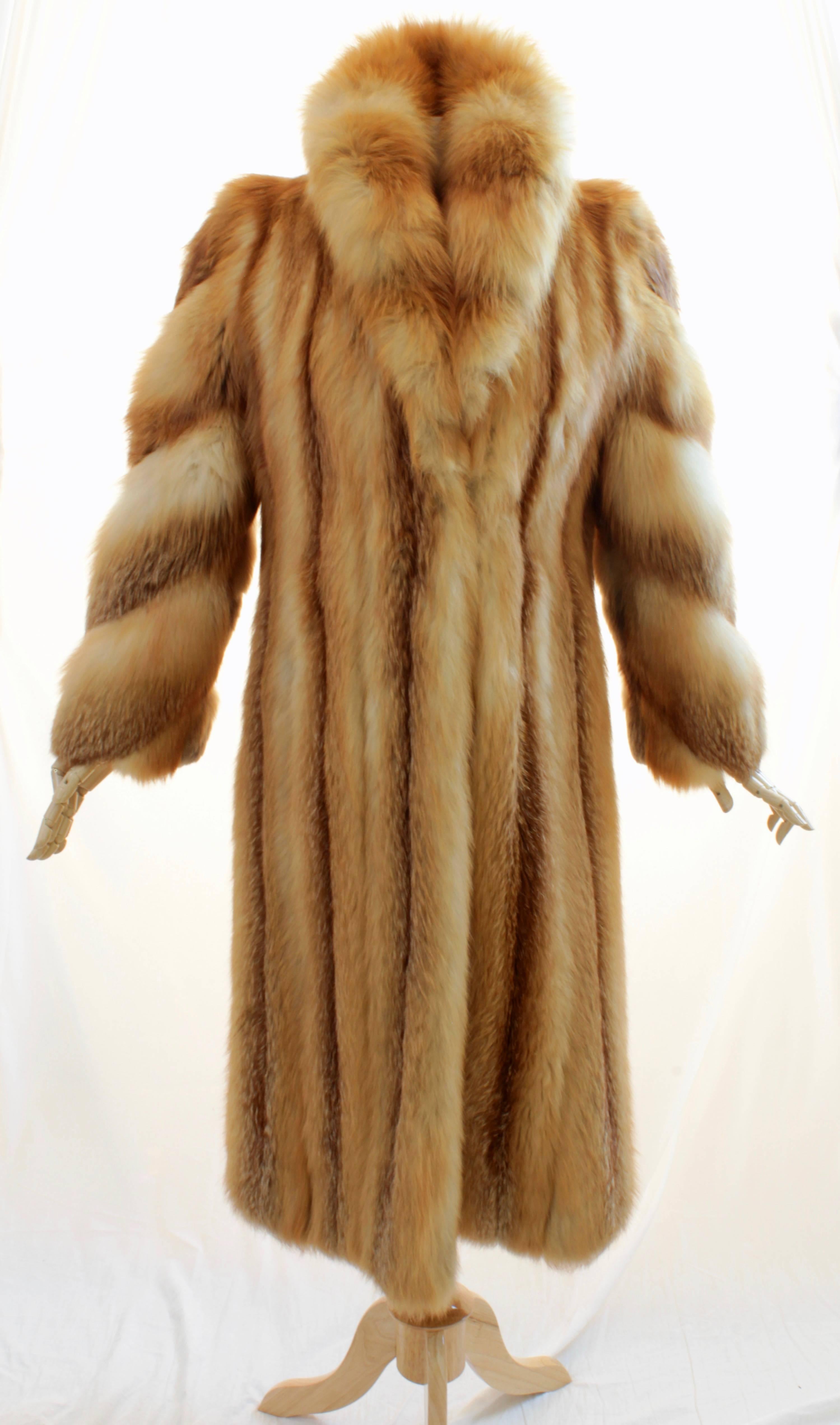 The Evans Collection at Jordan Marsh Long Fox Fur Coat, Sz M   In Excellent Condition In Port Saint Lucie, FL