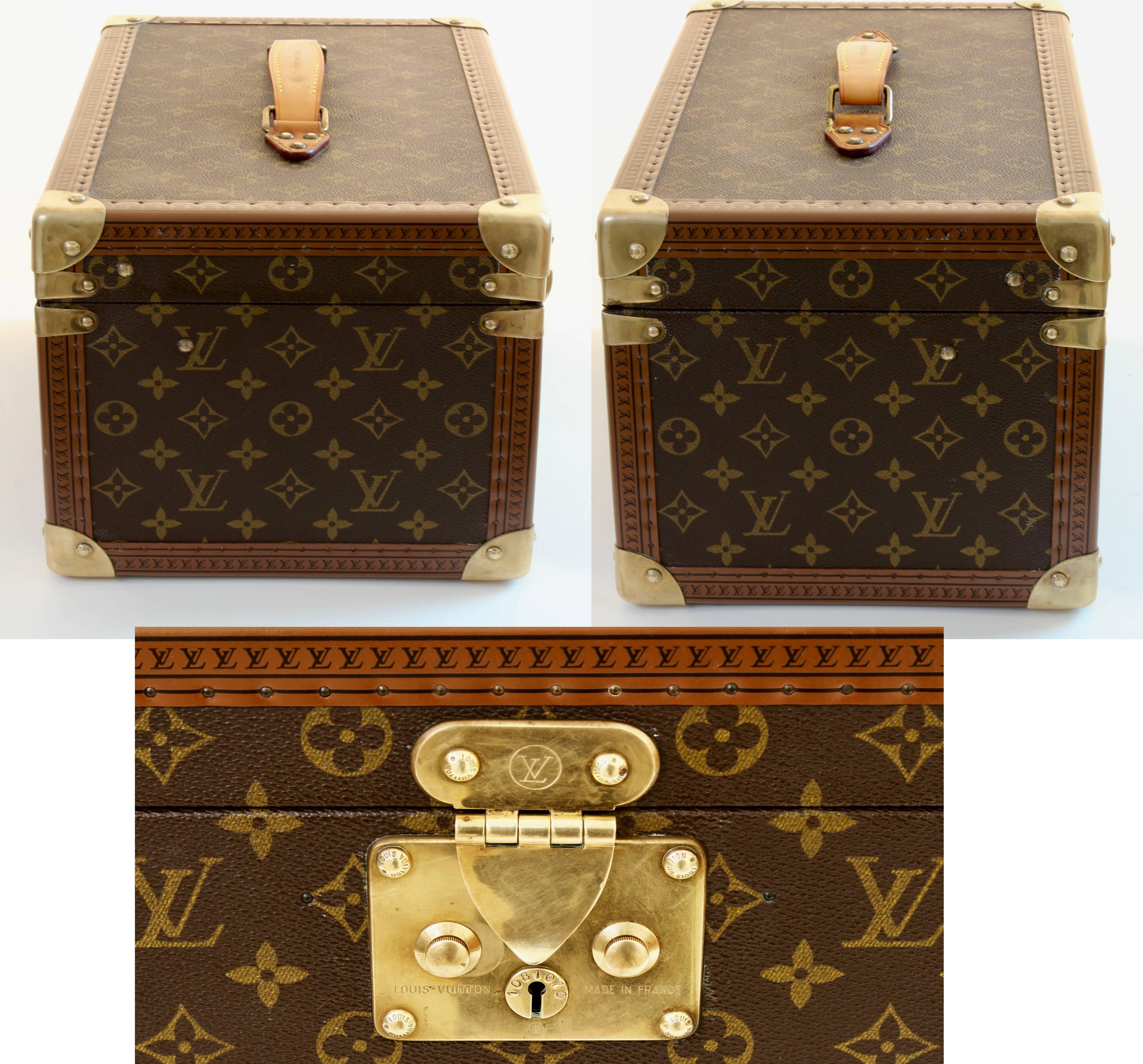 Brown Louis Vuitton Monogram Case with Mirror Travel Beauty Boite Bouteilles et Glace 