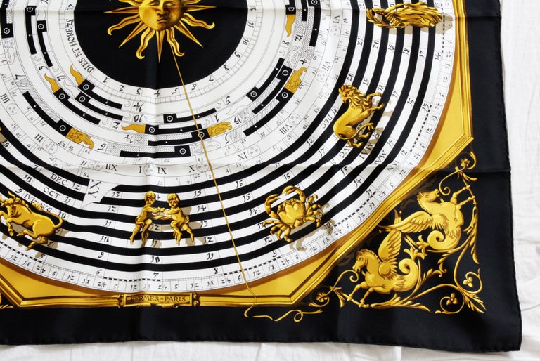 Carré Hermès Astrologie Nouvelle 90x90 En Soie - édition Rare 2012, Multicolore, Nettoyé Par Un Pro