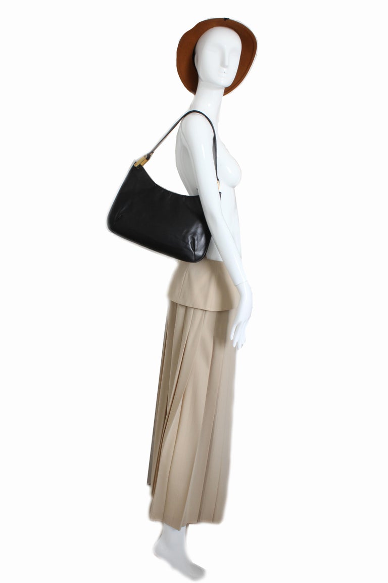 Rare Saks Fifth Avenue Shoulder Bag Jackie O Style Black Box Leather 70s Rare Saks Fifth Avenue Shoulder Bag Jackie O Style Black Box Leather 70s