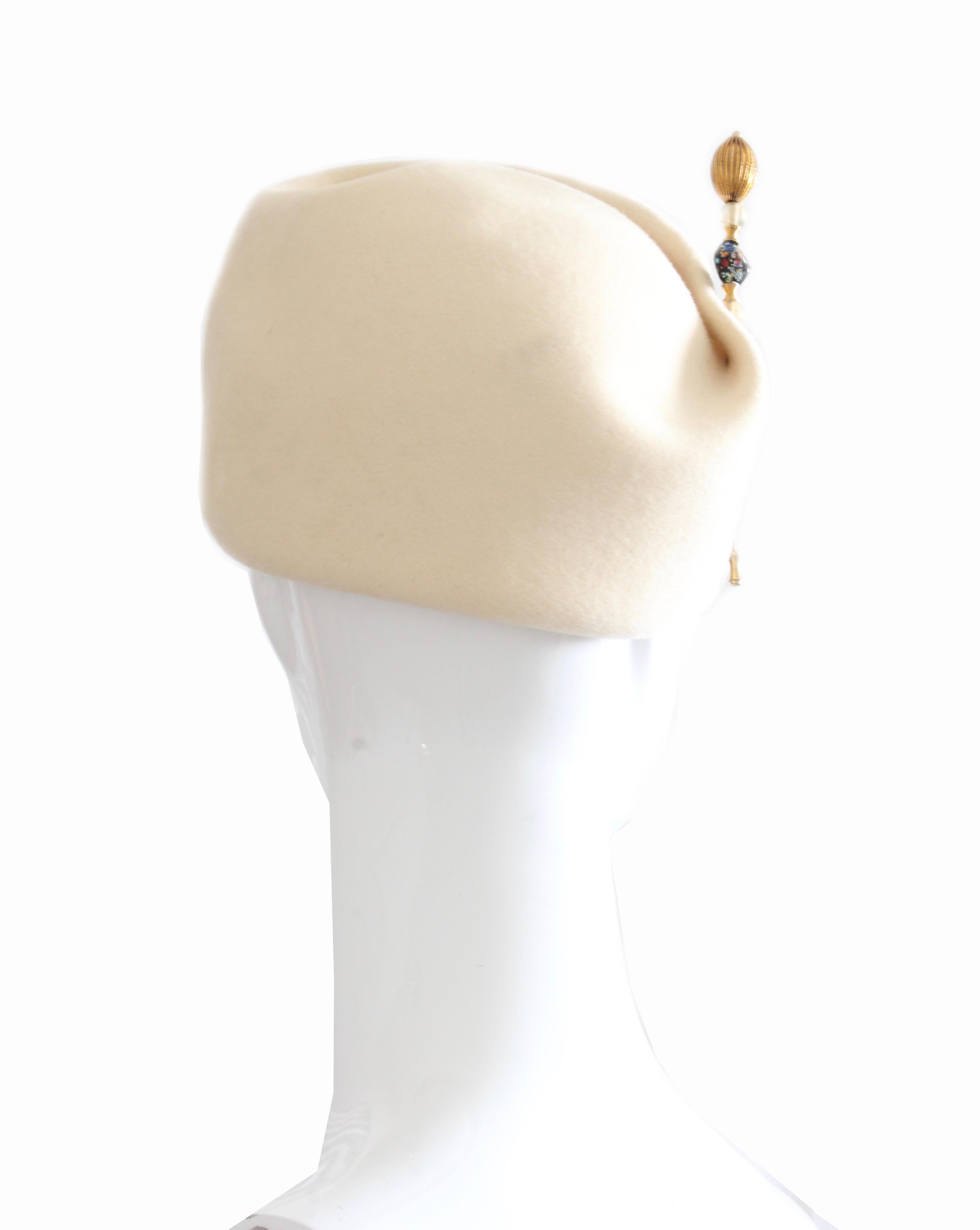 Halston Vintage Wool Pillbox Hat with Beaded Stick Pin, 1960s In Good Condition In Port Saint Lucie, FL