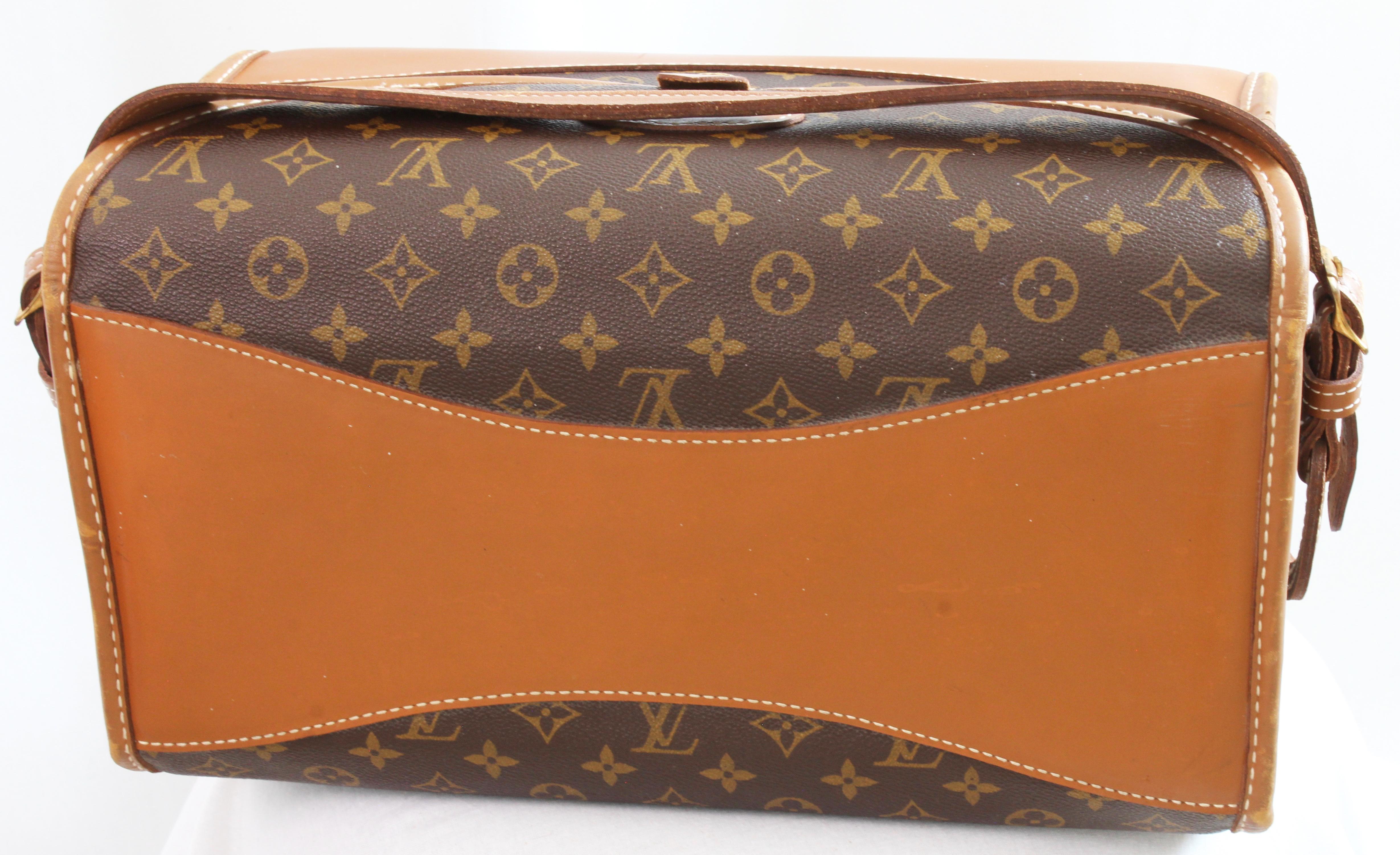 Louis Vuitton Vintage Train Case Monogram Canvas Carry On Vanity Bag Luggage 70s 1