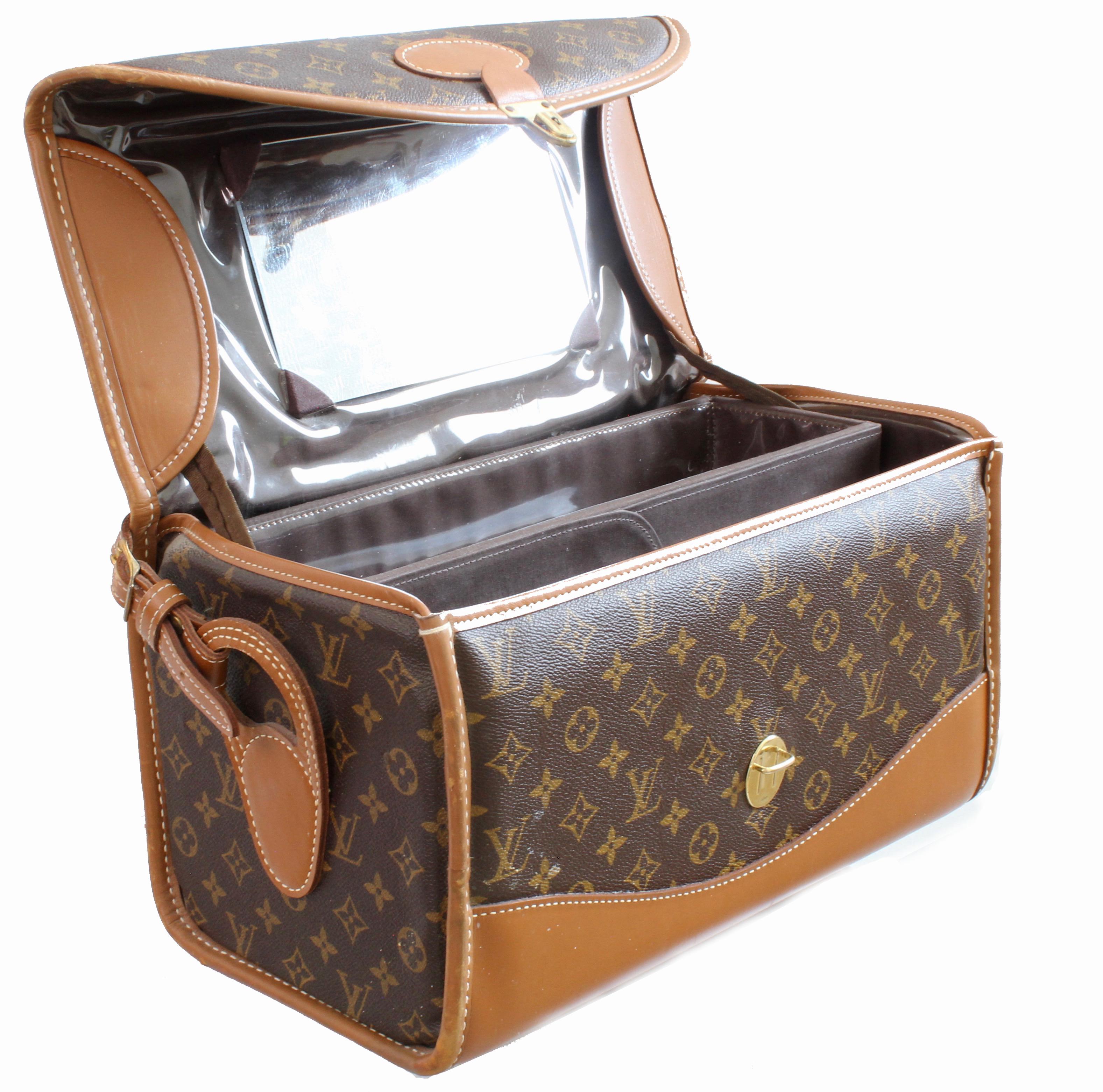 Louis Vuitton Vintage Train Case Monogram Canvas Carry On Vanity Bag Luggage 70s 3