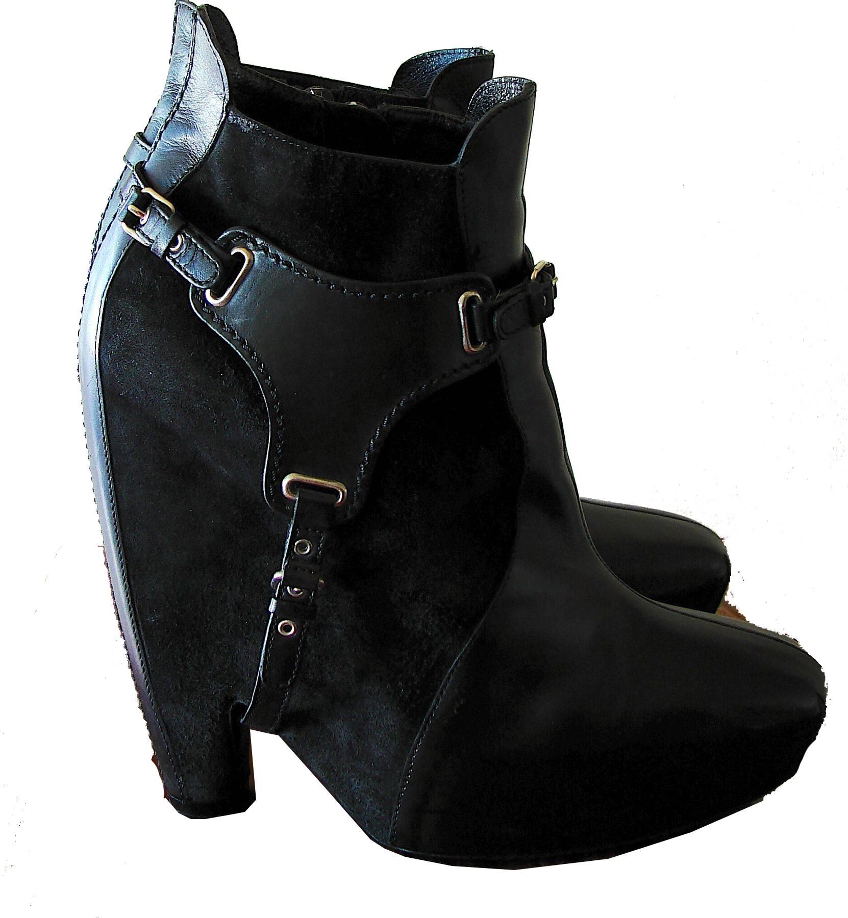 Balenciaga Black Leather & Suede Harness Platform Booties 2006 Sz 38.5 In Excellent Condition In Port Saint Lucie, FL
