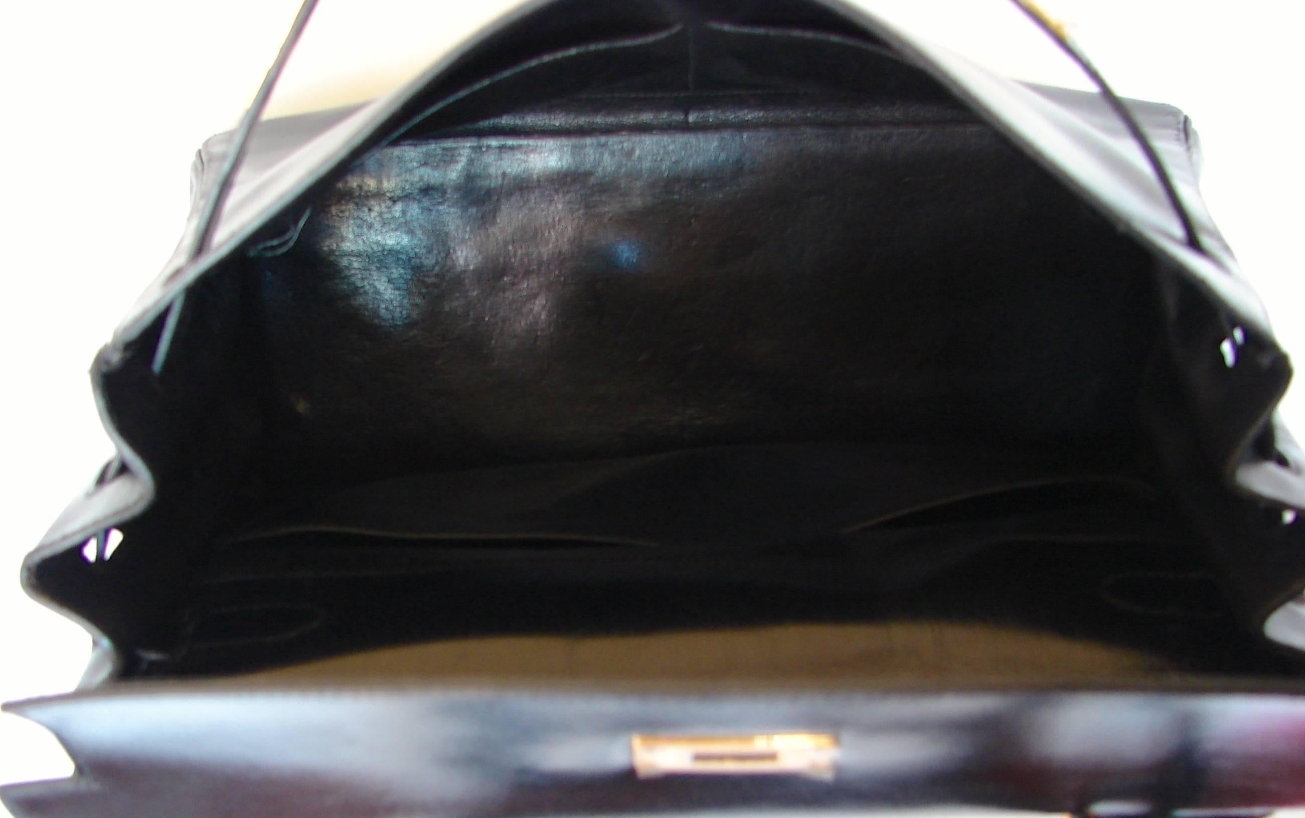 Hermes Kelly 32 Handbag Black Box Leather with Strap 1960s Bonwit Teller  In Good Condition In Port Saint Lucie, FL