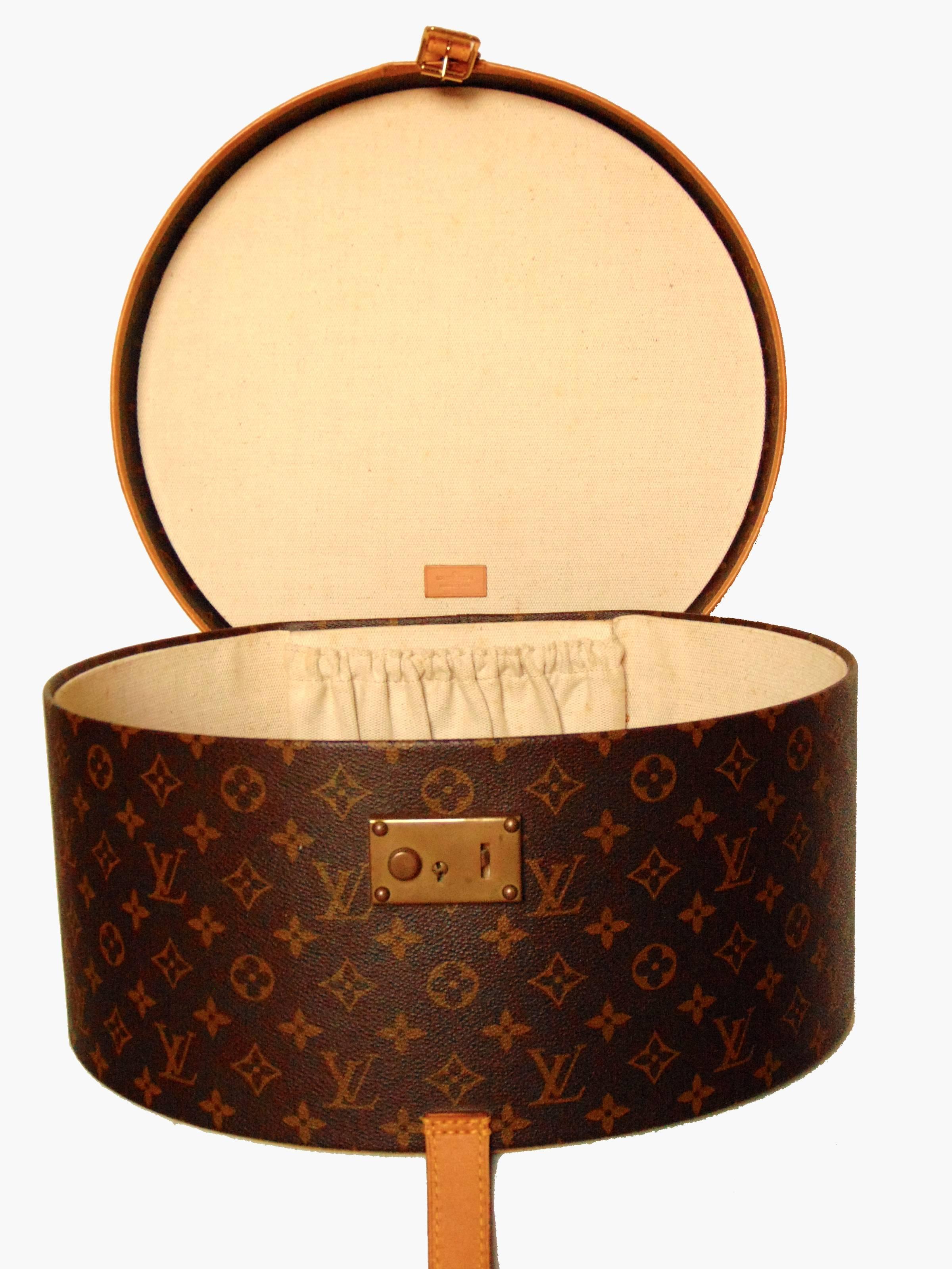Women's or Men's Louis Vuitton Monogram Round Hat Box Boite Chapeau Travel Case + ID Tag 40cm 80s