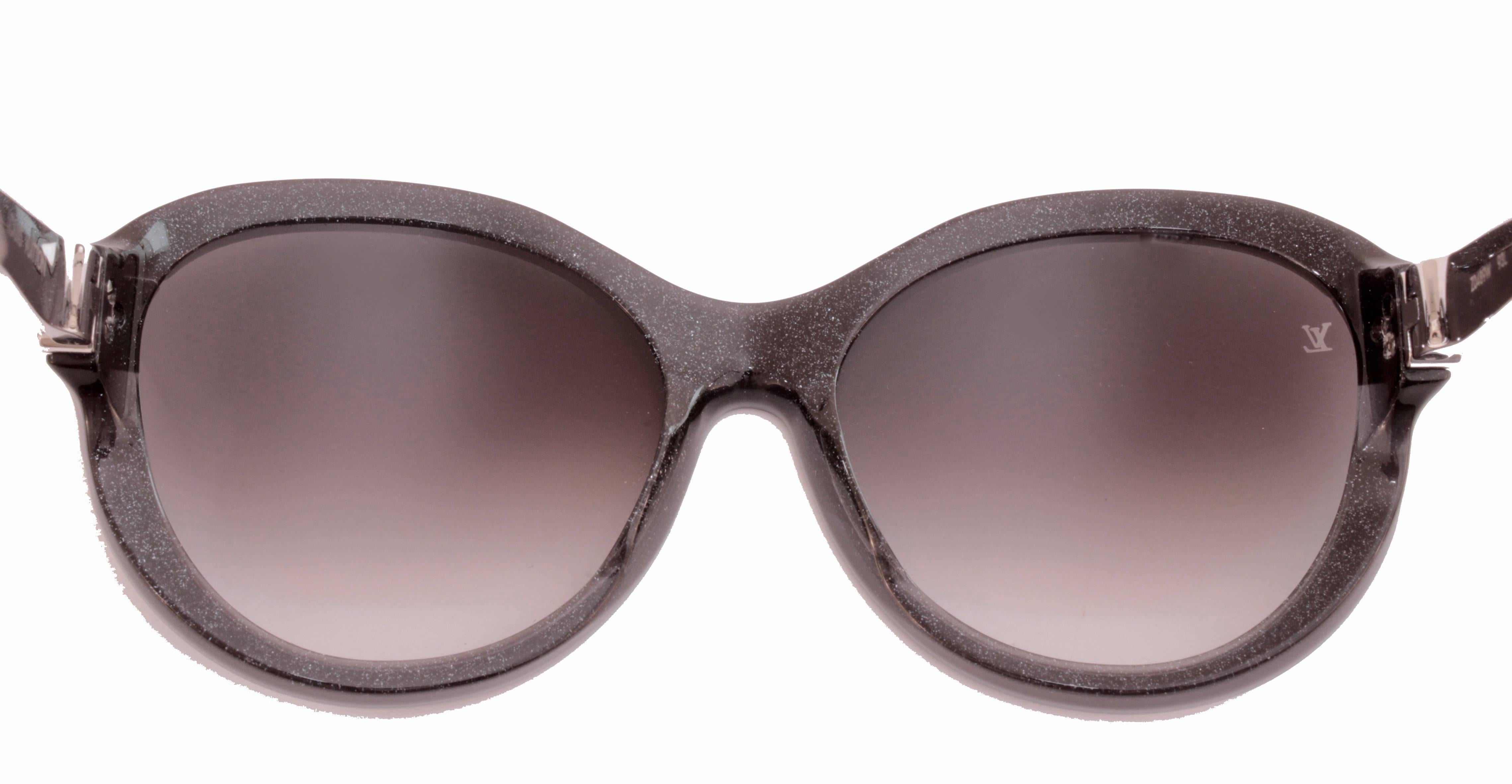 Iconic Louis Vuitton Petit Soupçon Cat Eye Sunglasses Black + Case Z0489W 2014 3