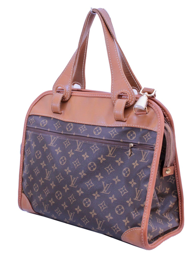 What do French people think about Louis Vuitton bags, i.e., do the French  think LV bags look old fashioned and too conservative for contemporary  French fashion tastes? - Quora