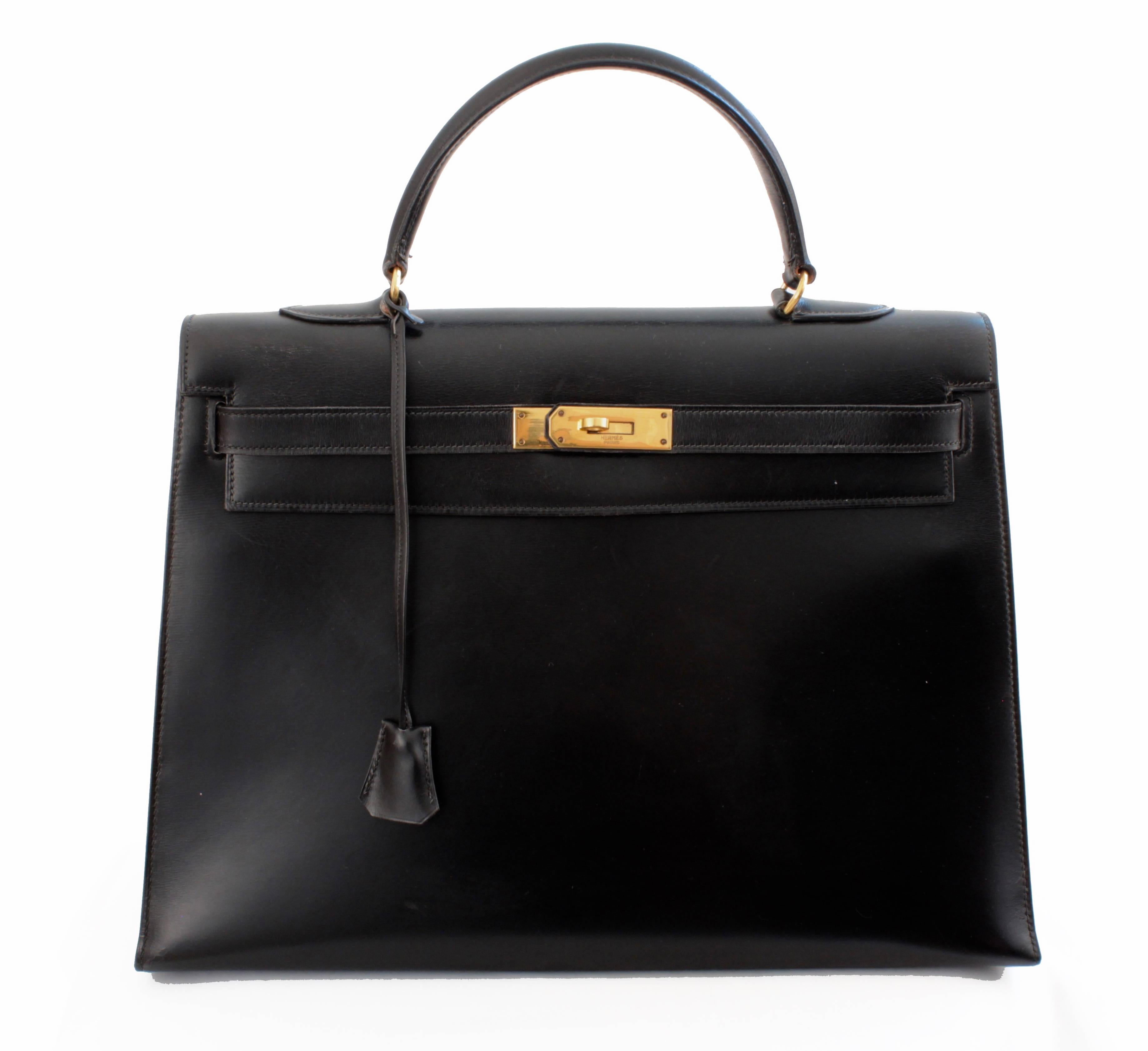 Iconic Hermes Kelly Bag 35cm Black Box Leather Gold Hardware Vintage 70s  In Good Condition In Port Saint Lucie, FL