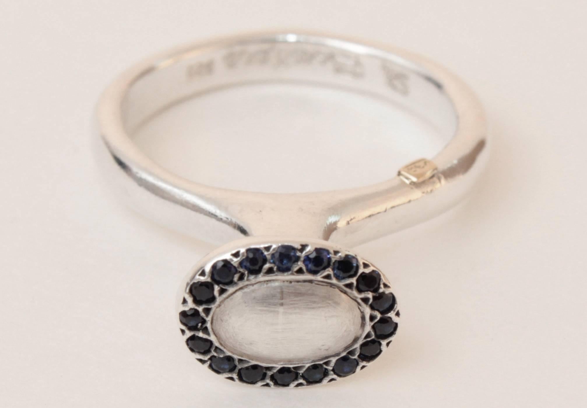 Contemporary Avant Garde Rosa Maria Oval Ring with Sapphires Sterling Silver FR 55 US 7