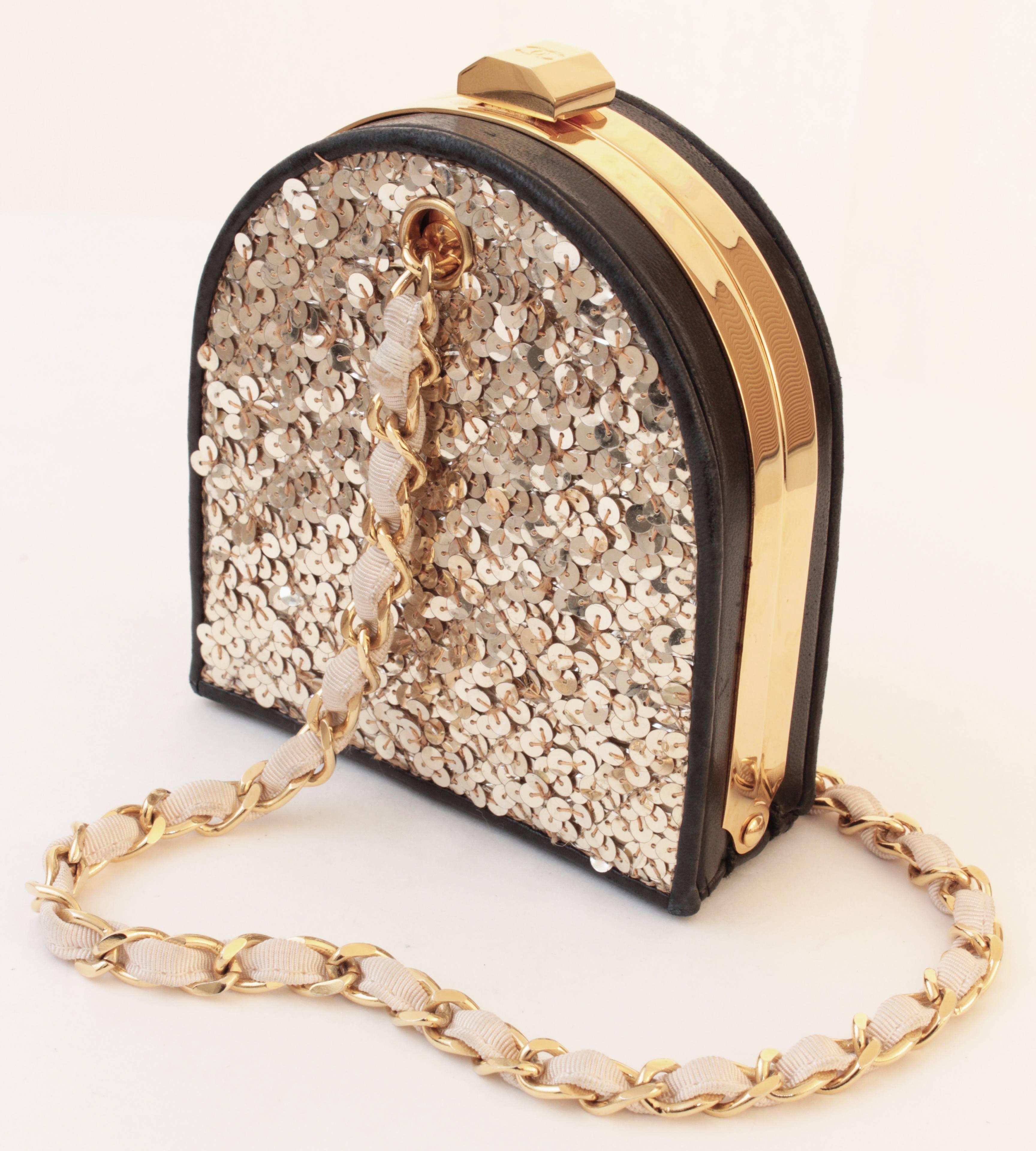 Women's or Men's Chanel Gold and Black Leather Evening Bag with Sequins Chain Strap CC Logo 80s 
