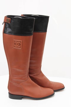 Chanel Tan & Black Leather Riding Boots Knee High CC logo Equestrian sz 39 + Box