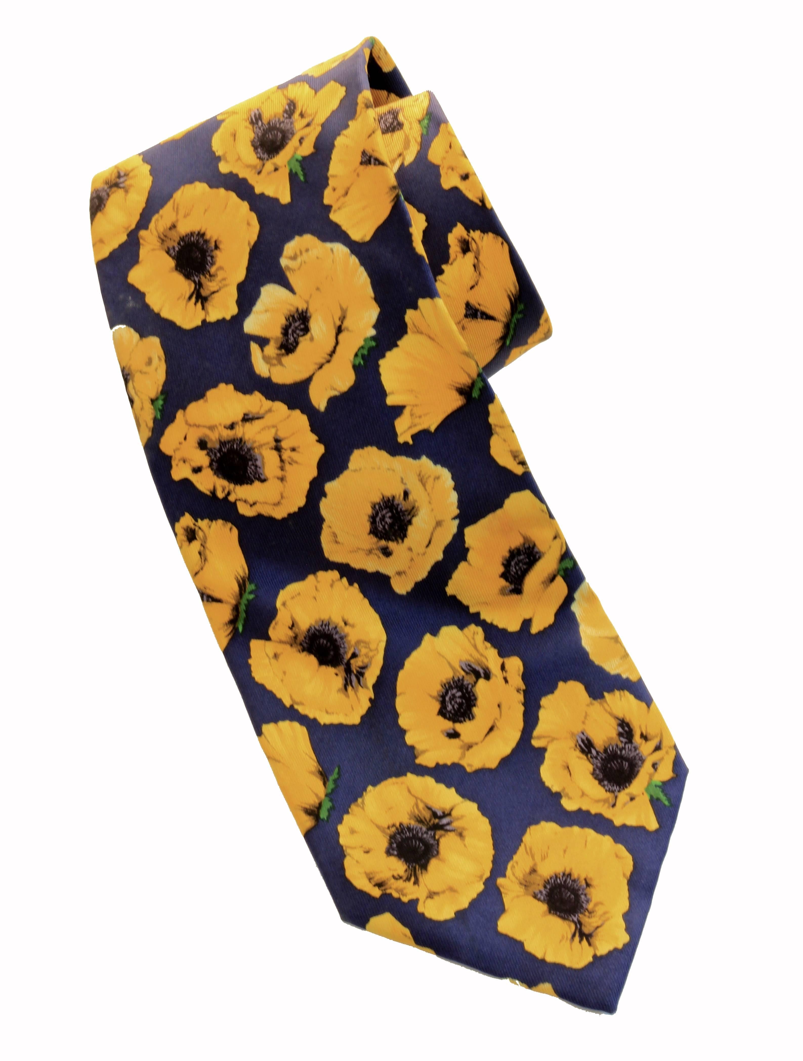 Men's Gucci Tie Silk Midnight Blue Bold Graphic Yellow Florals Rare Italy