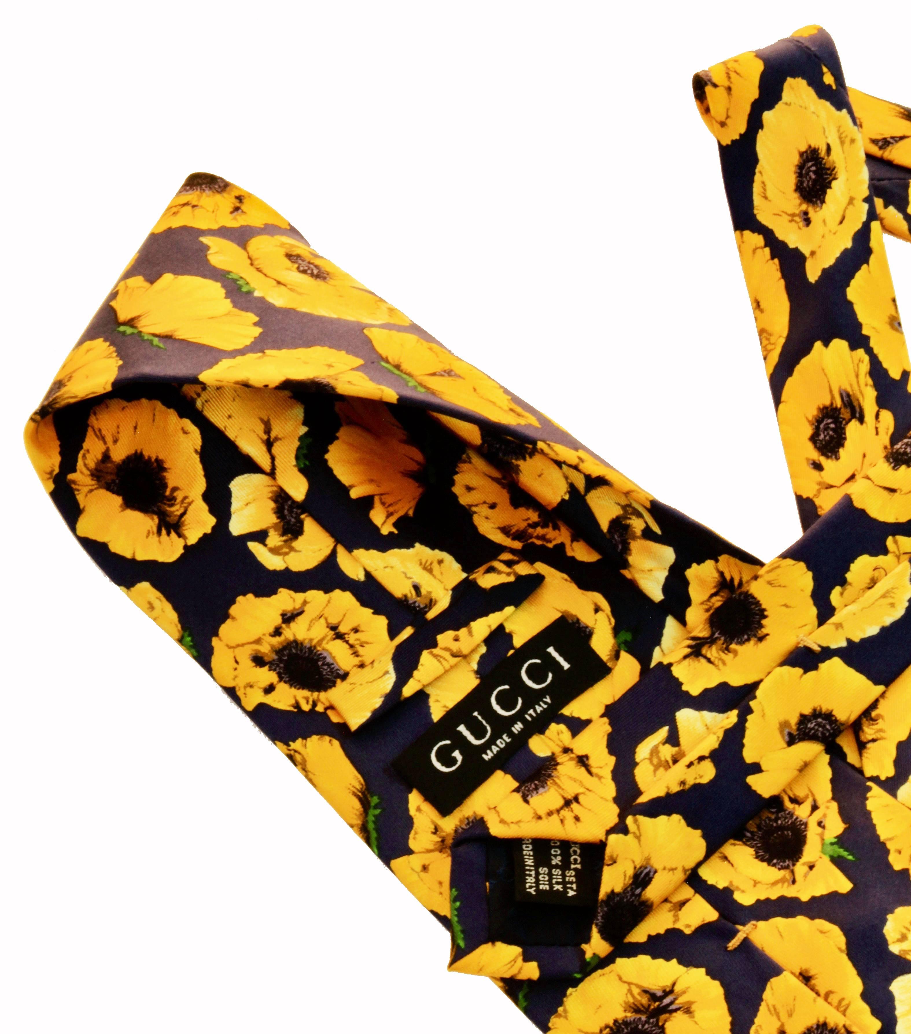 Gucci Tie Silk Midnight Blue Bold Graphic Yellow Florals Rare Italy 3