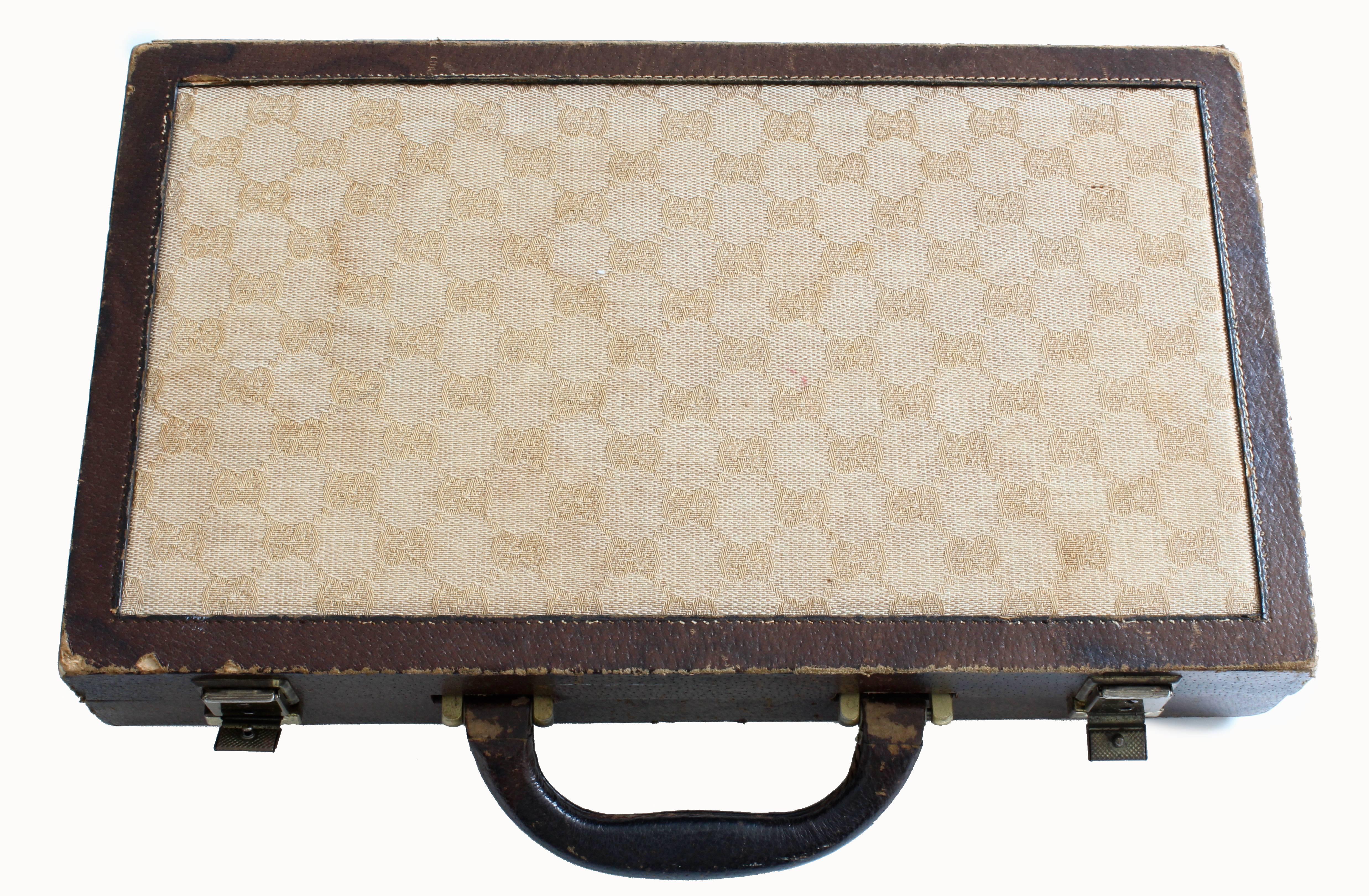 Vintage Gucci Travel Backgammon Set Rare GG Logo Canvas Leather Trims 1960s 5