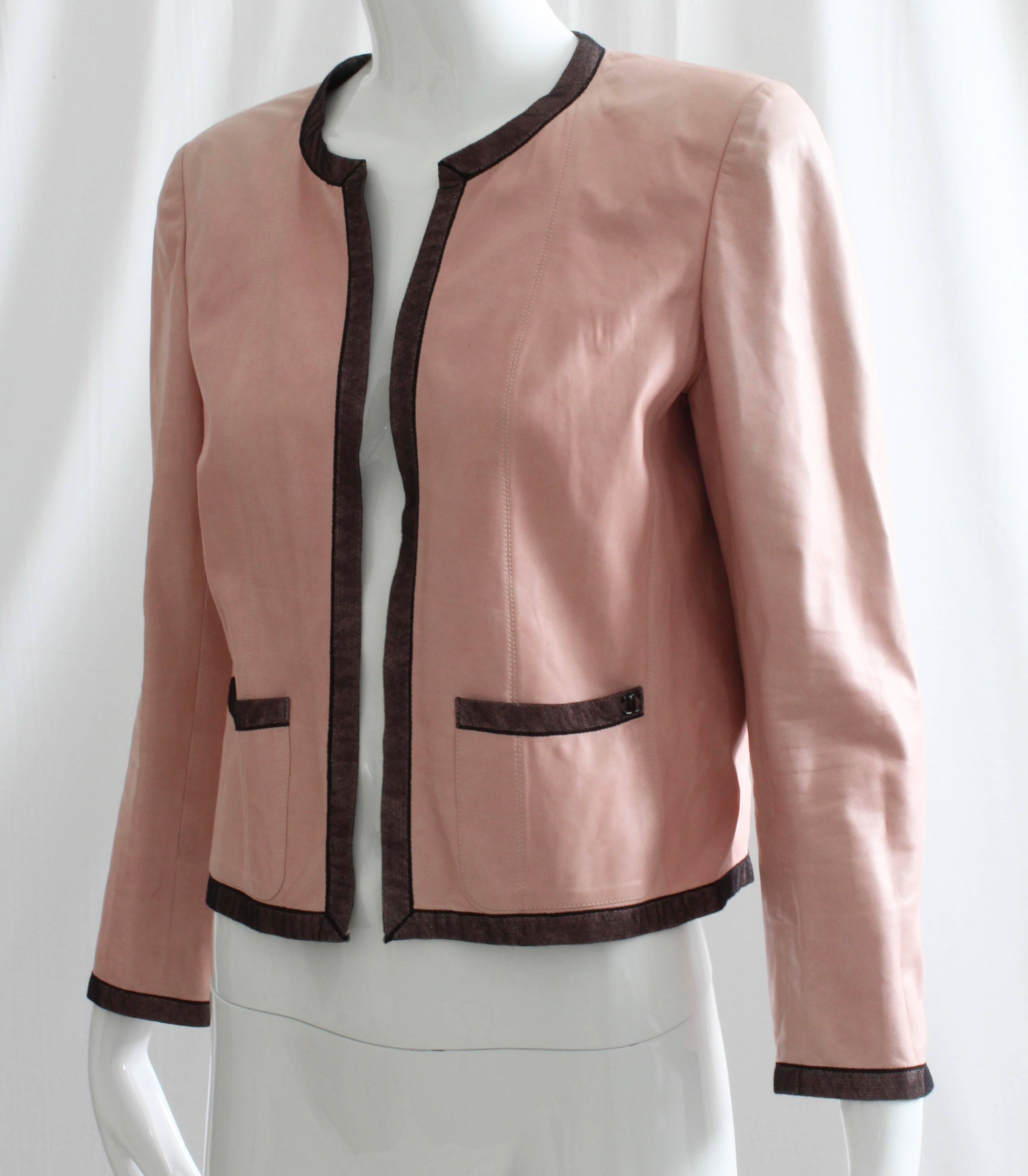 Rare Chanel Pink Lambskin Leather Jacket Lace Trim 03P Runway Collection Size 40 In Good Condition In Port Saint Lucie, FL