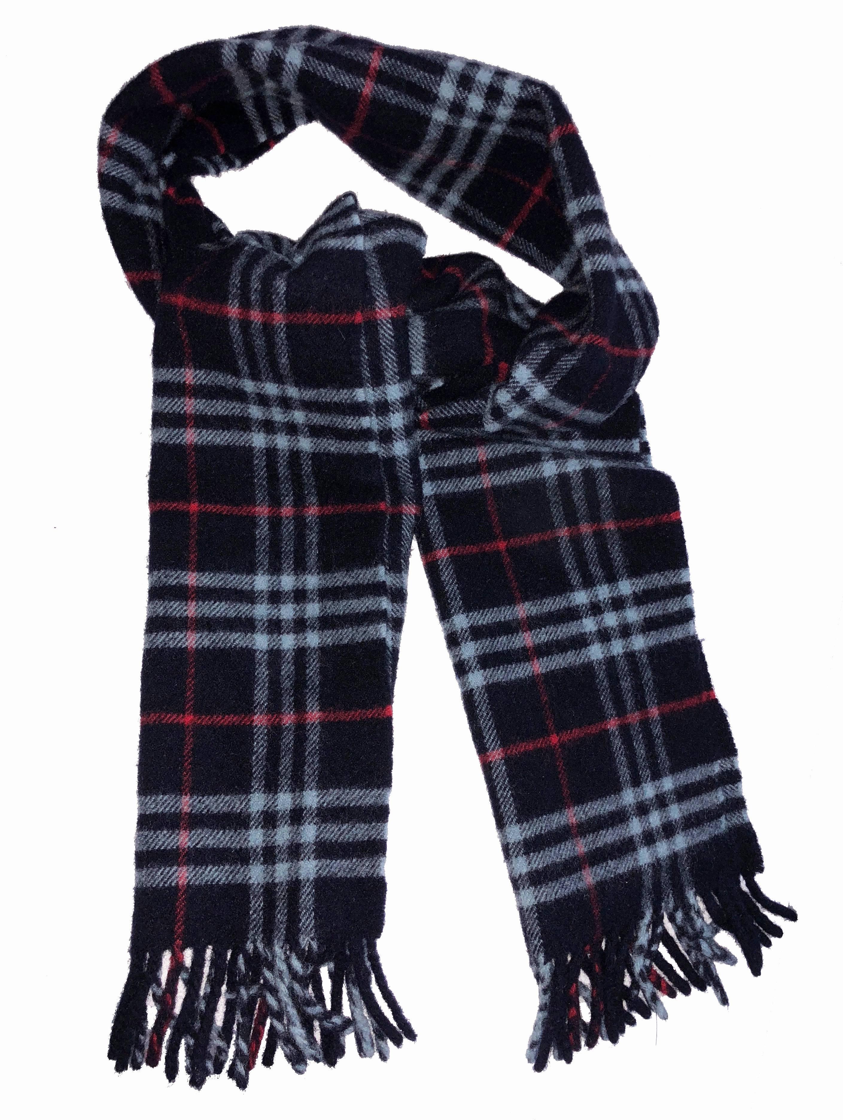 Burberrys London Lambswool Scarf Blue Red White Plaid Check with Fringe In Good Condition In Port Saint Lucie, FL