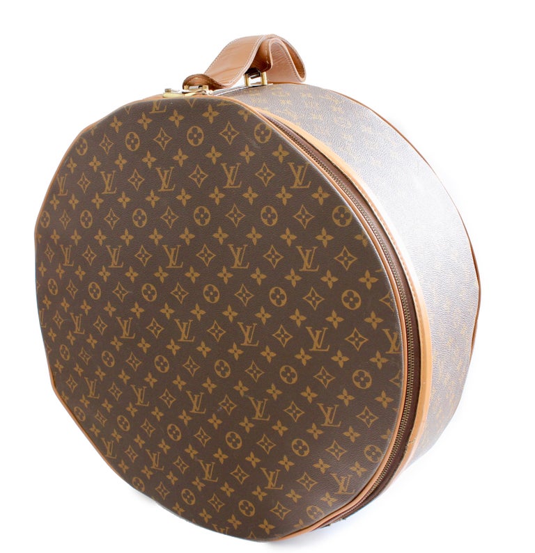 Louis Vuitton The French Company Boite Chapeaux Round Hat Box 50cm Travel  Bag