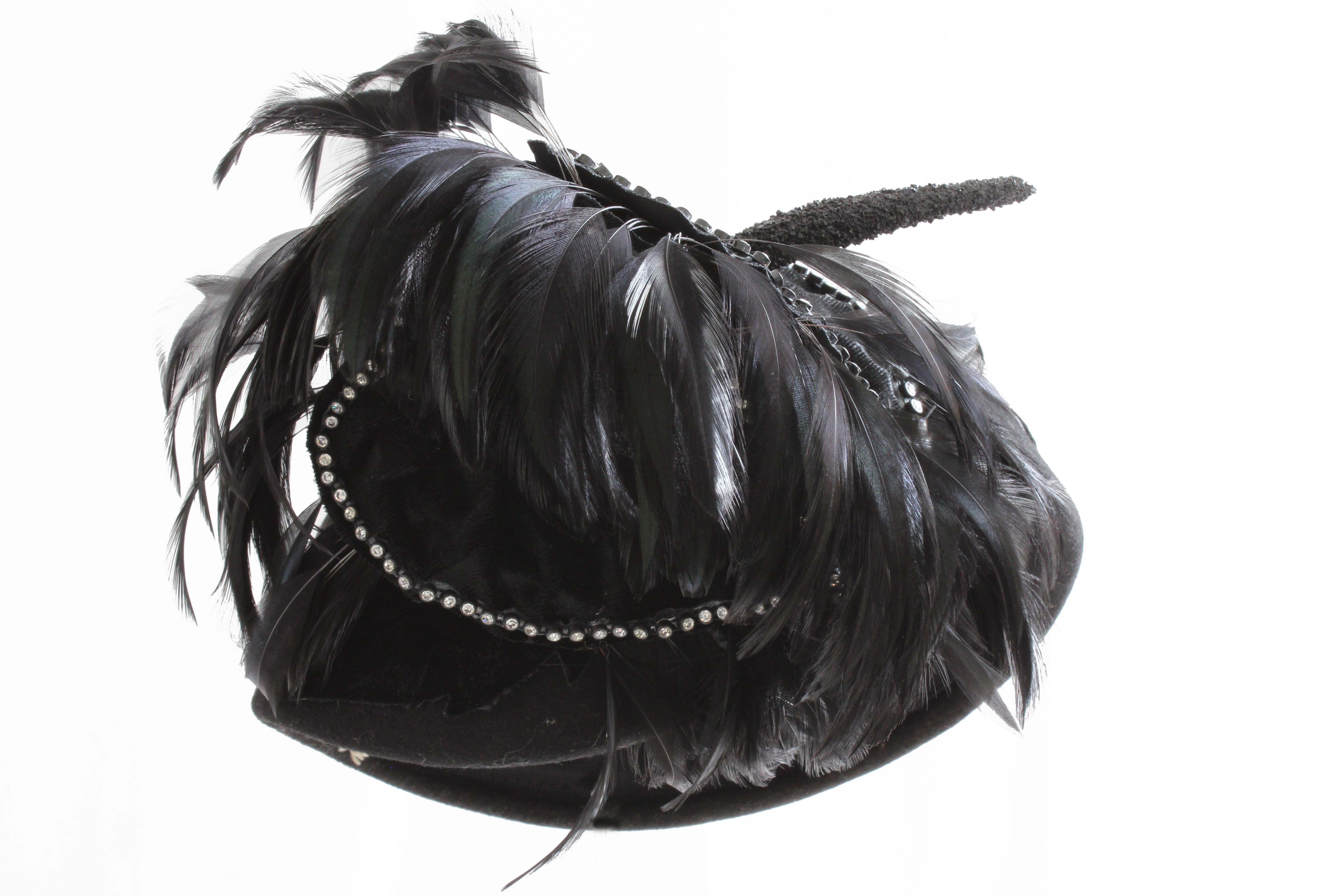Jack McConnell Boutique Black Wool Clochette Hat with Feathers 1960s Bollman Hat In Good Condition In Port Saint Lucie, FL