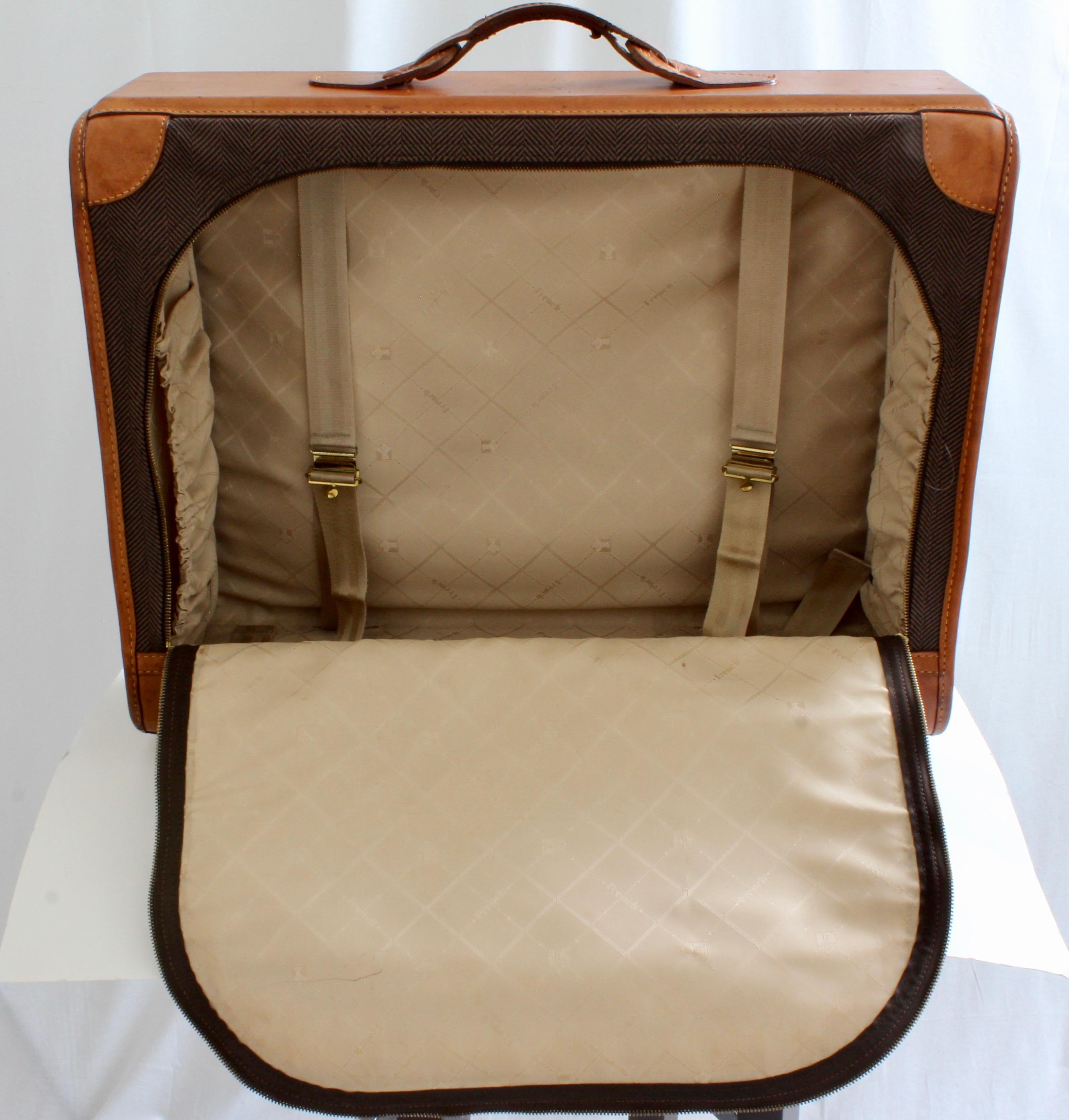 French Company Suitcase Rare Herringbone & Leather Luggage Travel Bag 24in 80s 1