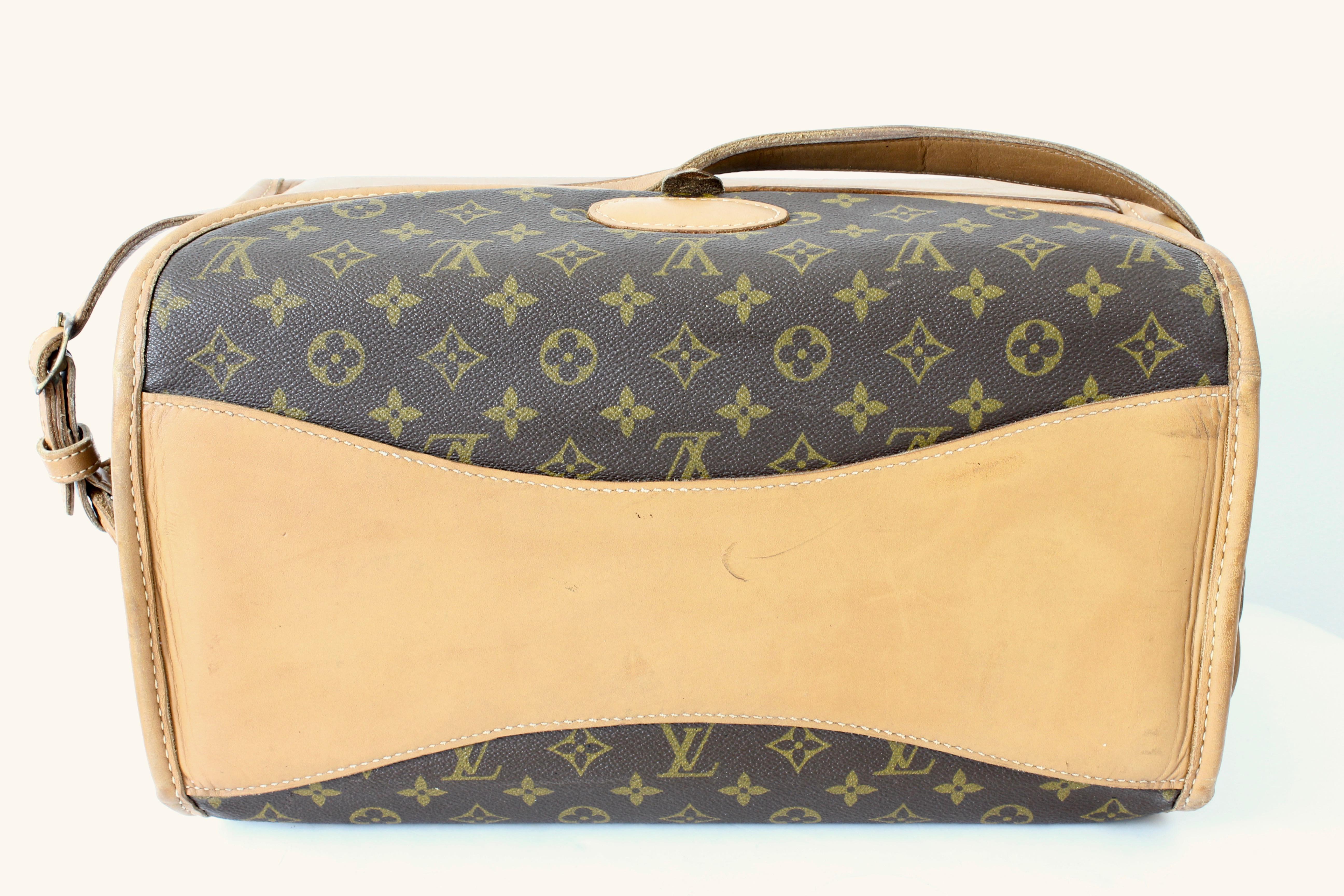 Louis Vuitton Monogram Train Case Vanity Travel Bag Saks French Co Carry On 70s  In Good Condition In Port Saint Lucie, FL