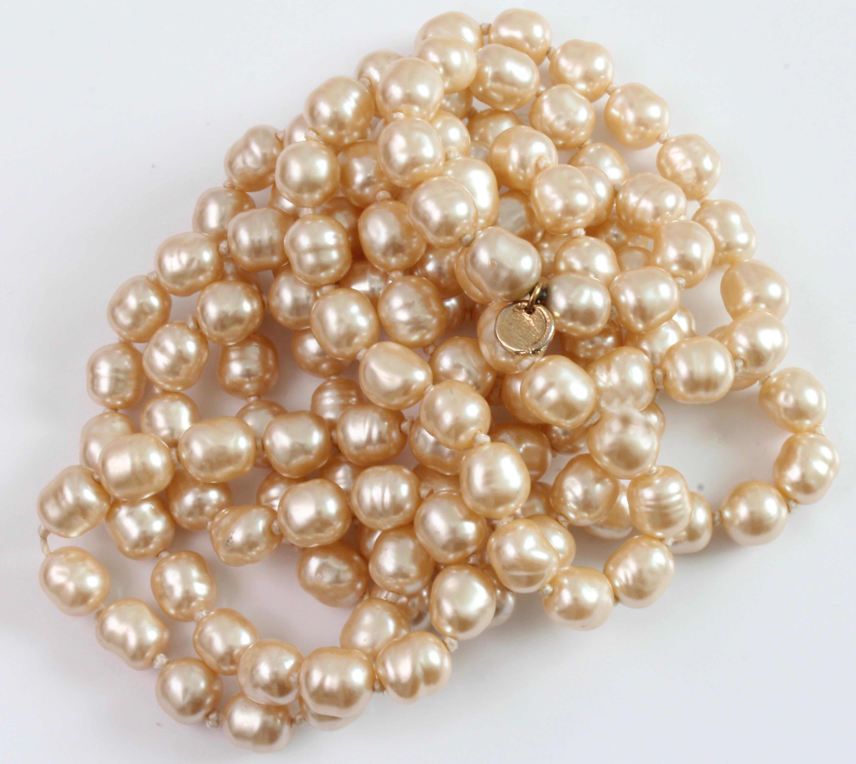 Chanel Opera Necklace Glass Pearl Sautoir Infinity 65 Inches 1980s  5