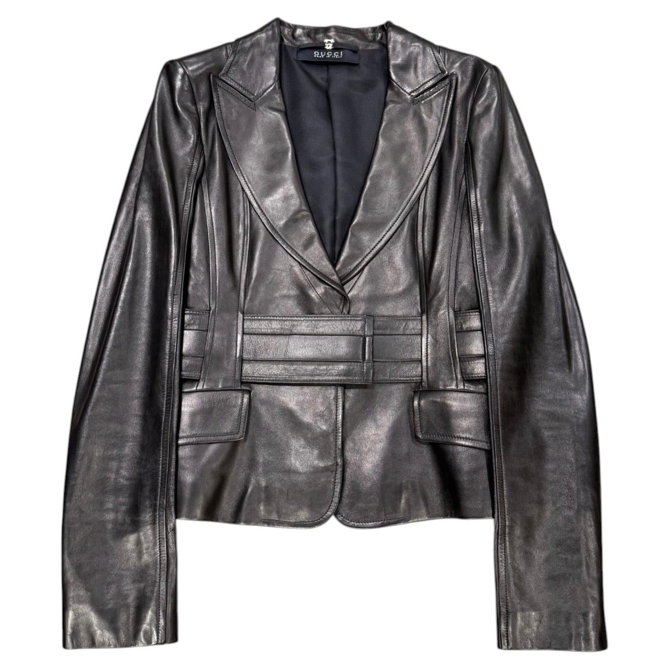 Giacca in pelle con cintura a corsetto della collezione Autunno/Inverno 2003 di Gucci by Tom Ford in vendita