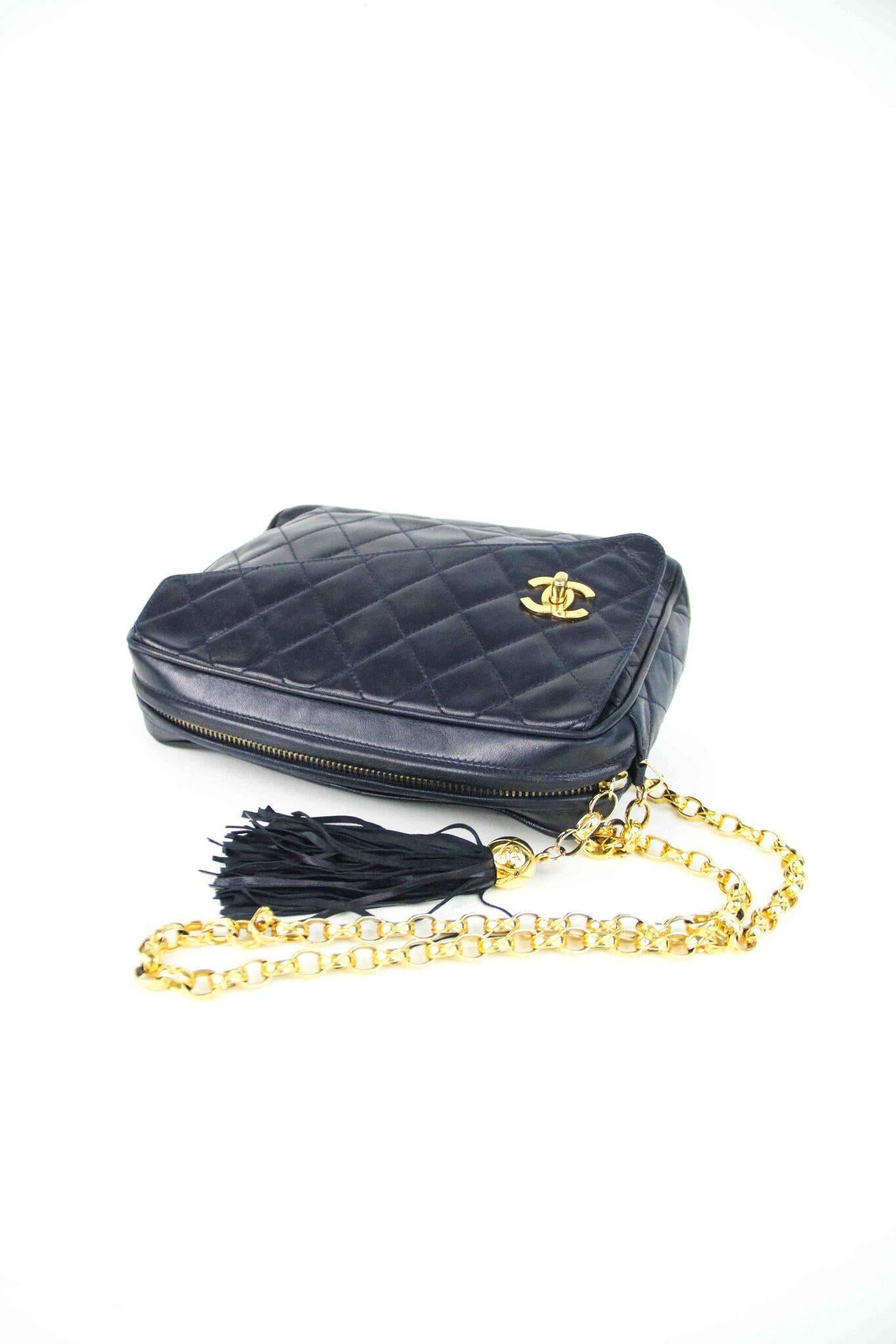 Vintage Chanel Camera Bag Tassel Zip In Good Condition In San Francisco, CA