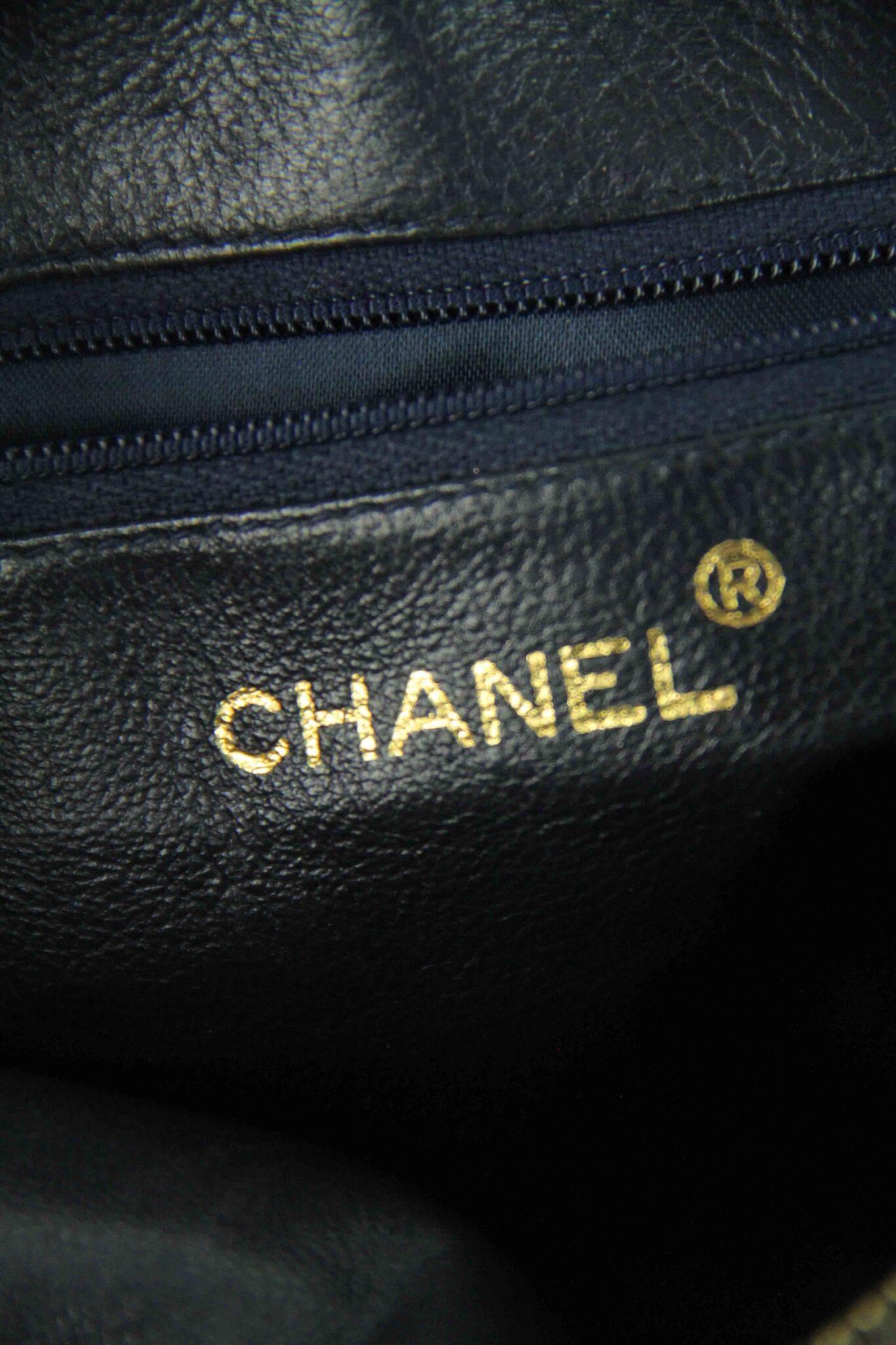 Vintage Chanel Camera Bag Tassel Zip 5