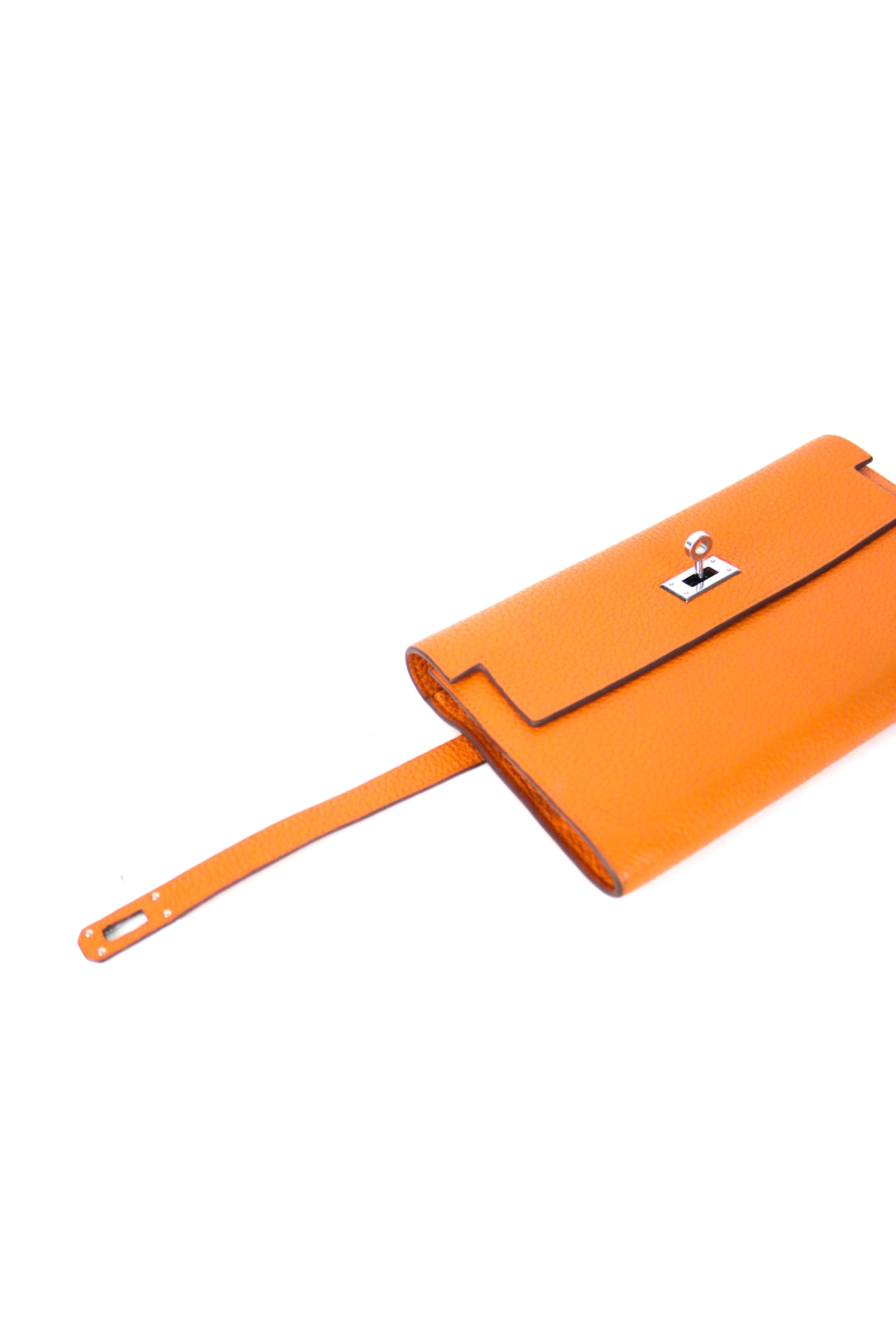 HERMES Kelly Long Clutch Wallet  In Good Condition In San Francisco, CA